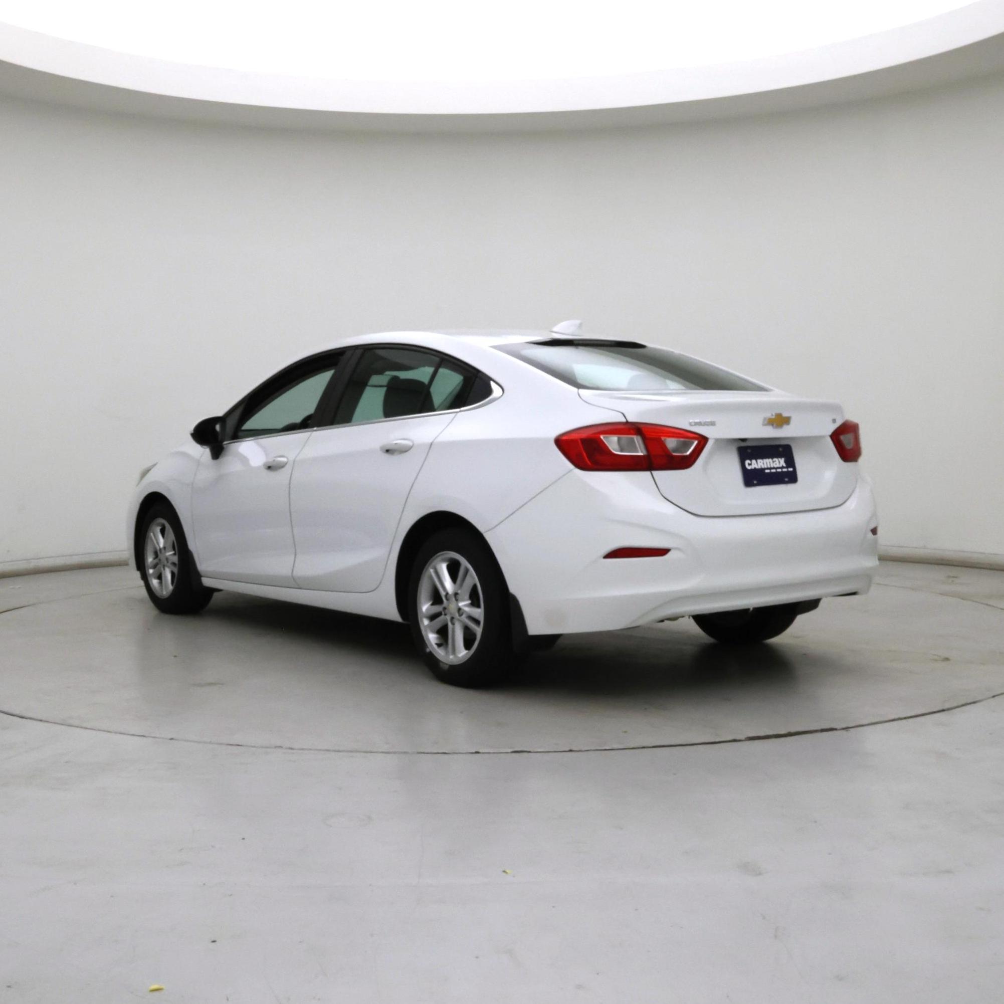 Thumbnail: 2016 Chevrolet Cruze - 2
