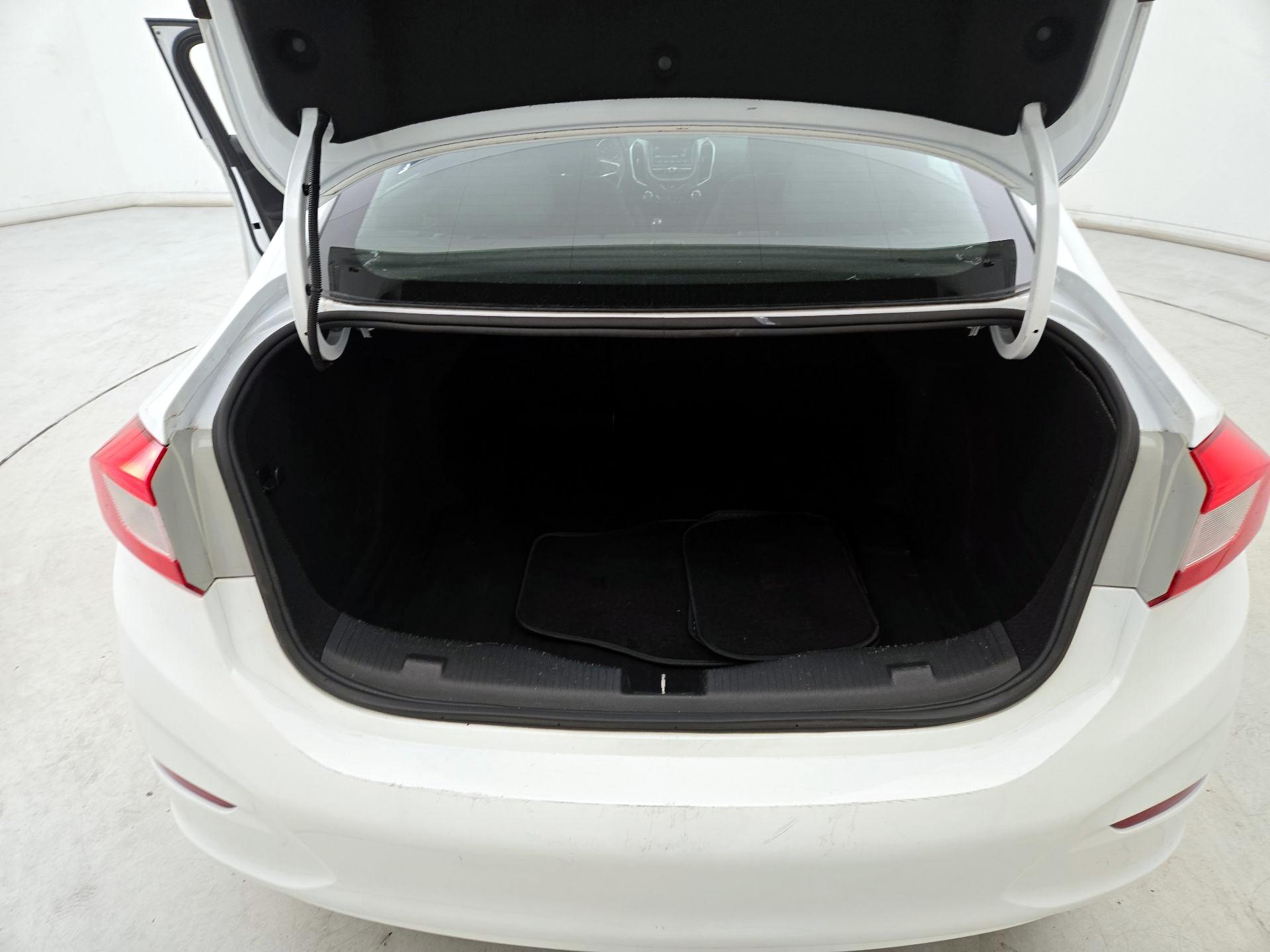 Thumbnail: 2016 Chevrolet Cruze - 20