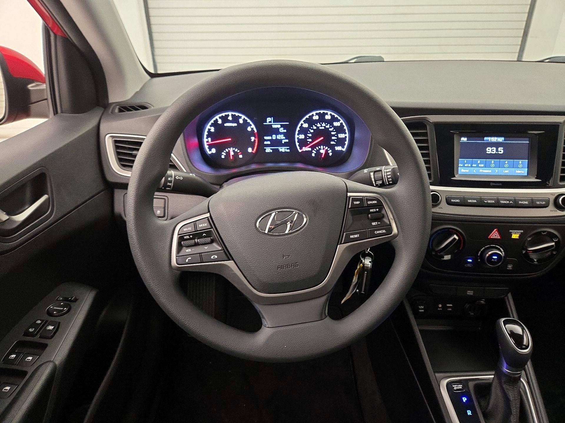 Thumbnail: 2019 Hyundai Accent - 10