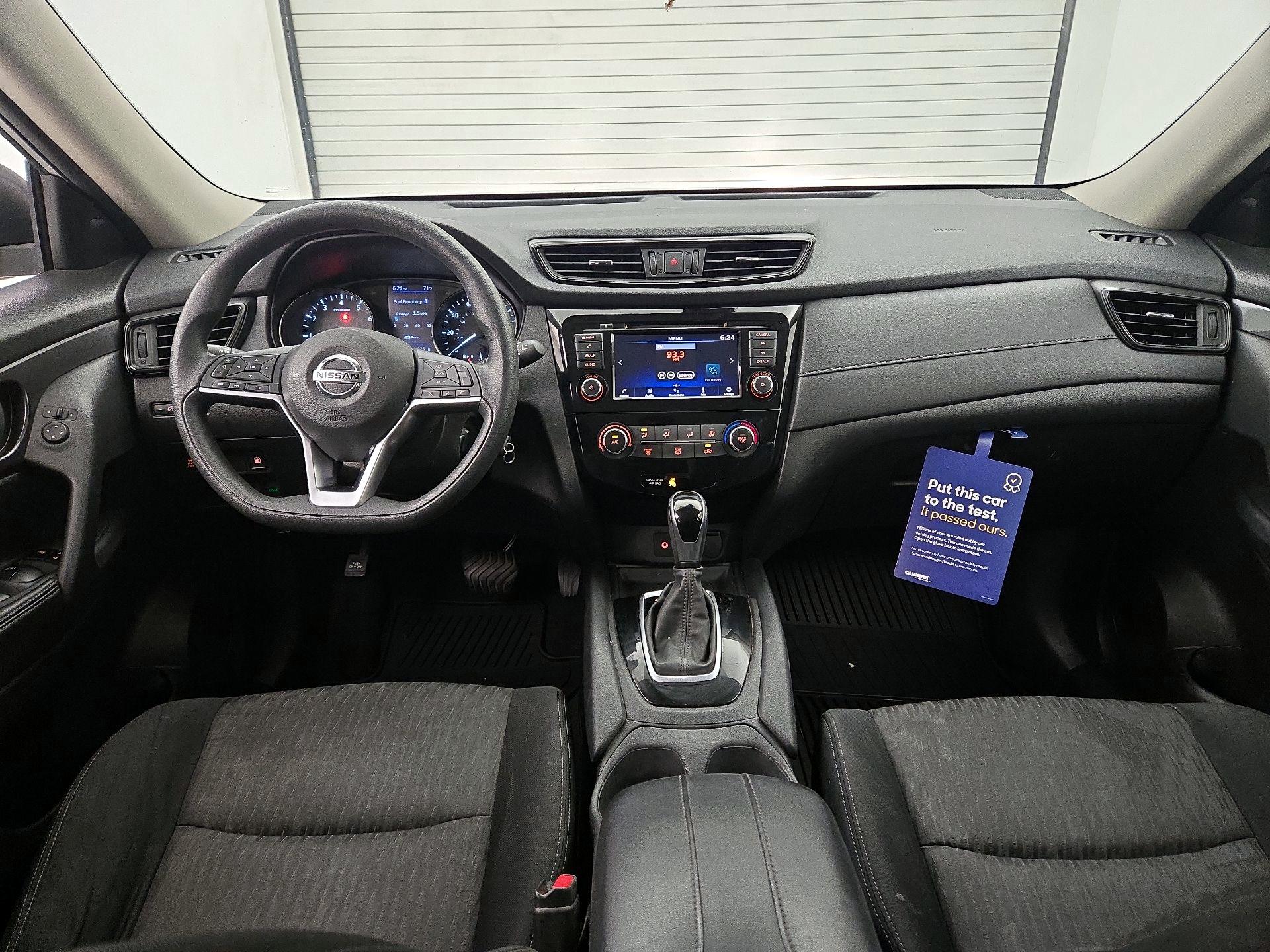 Thumbnail: 2020 Nissan Rogue - 9