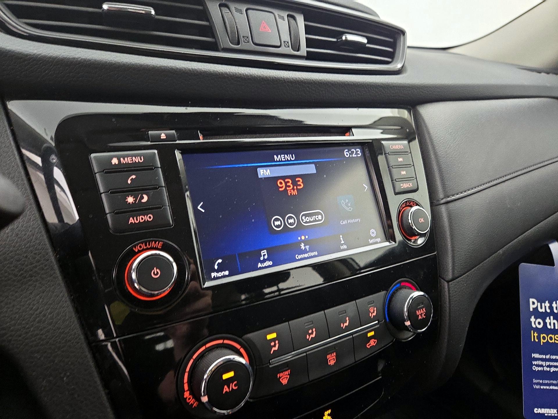 Thumbnail: 2020 Nissan Rogue - 15