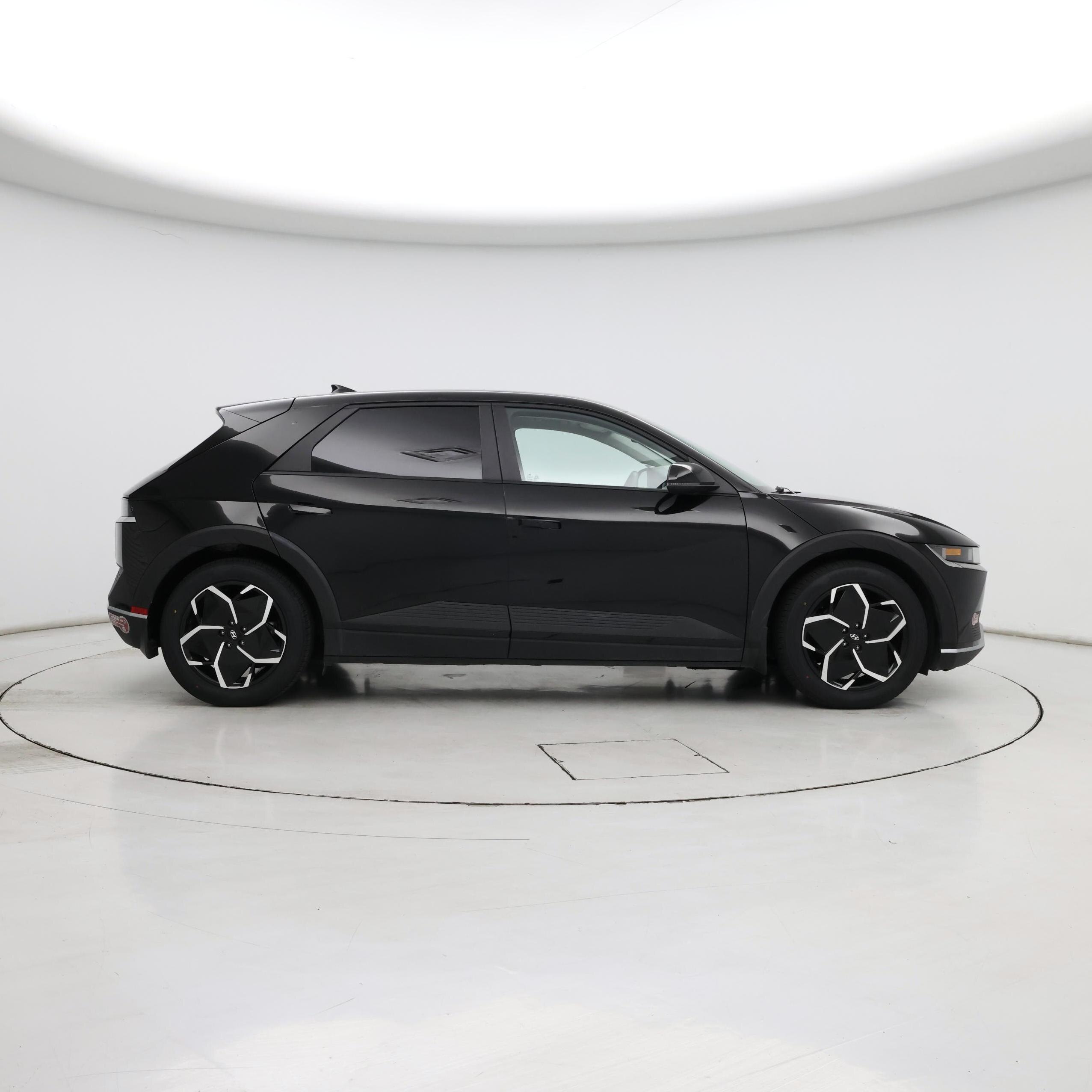 Thumbnail: 2022 Hyundai Ioniq 5 - 7