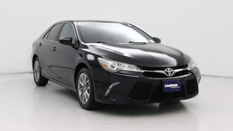 2016 Toyota Camry SE Hero Image