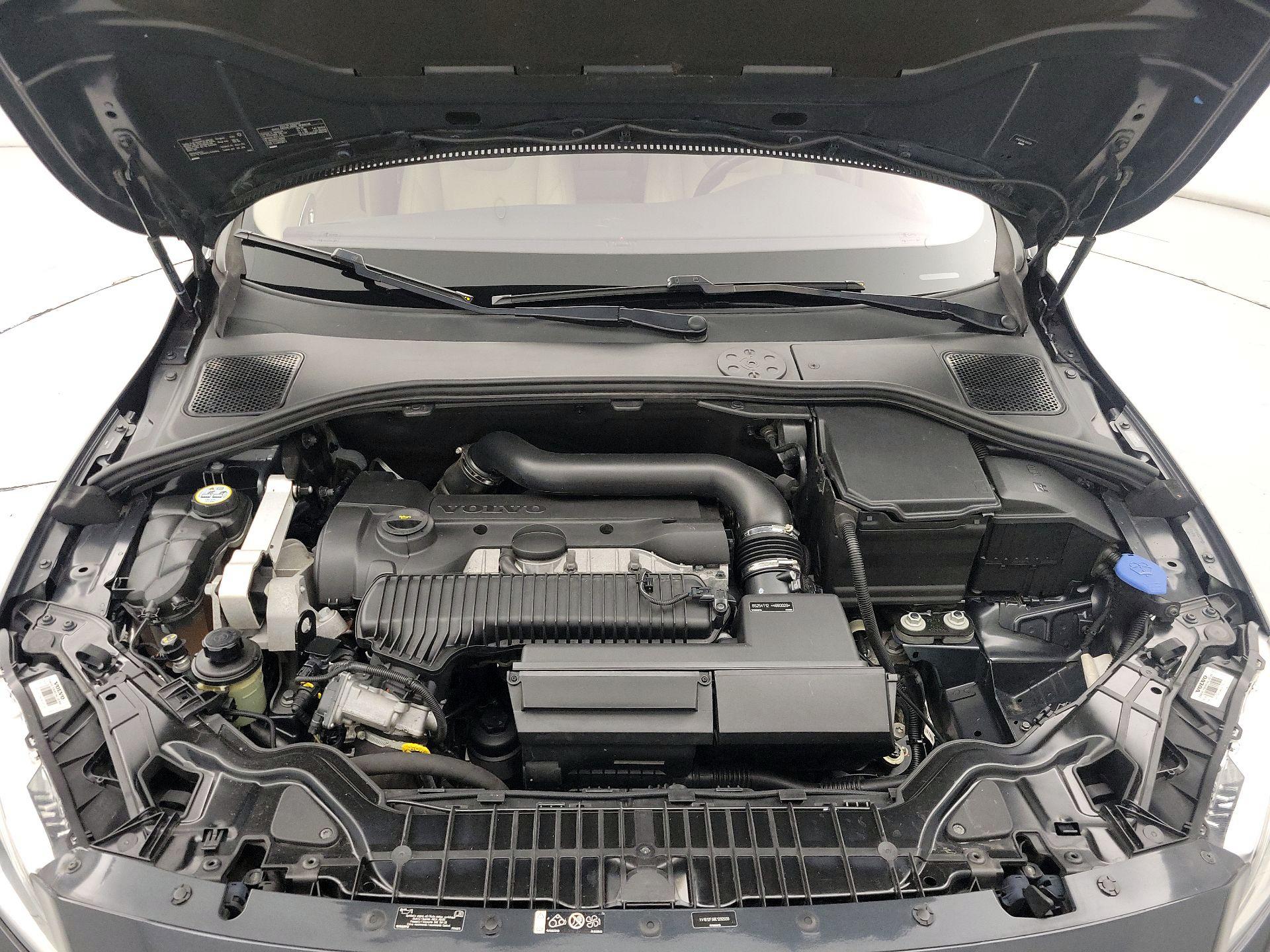 Thumbnail: 2014 Volvo S60 - 20