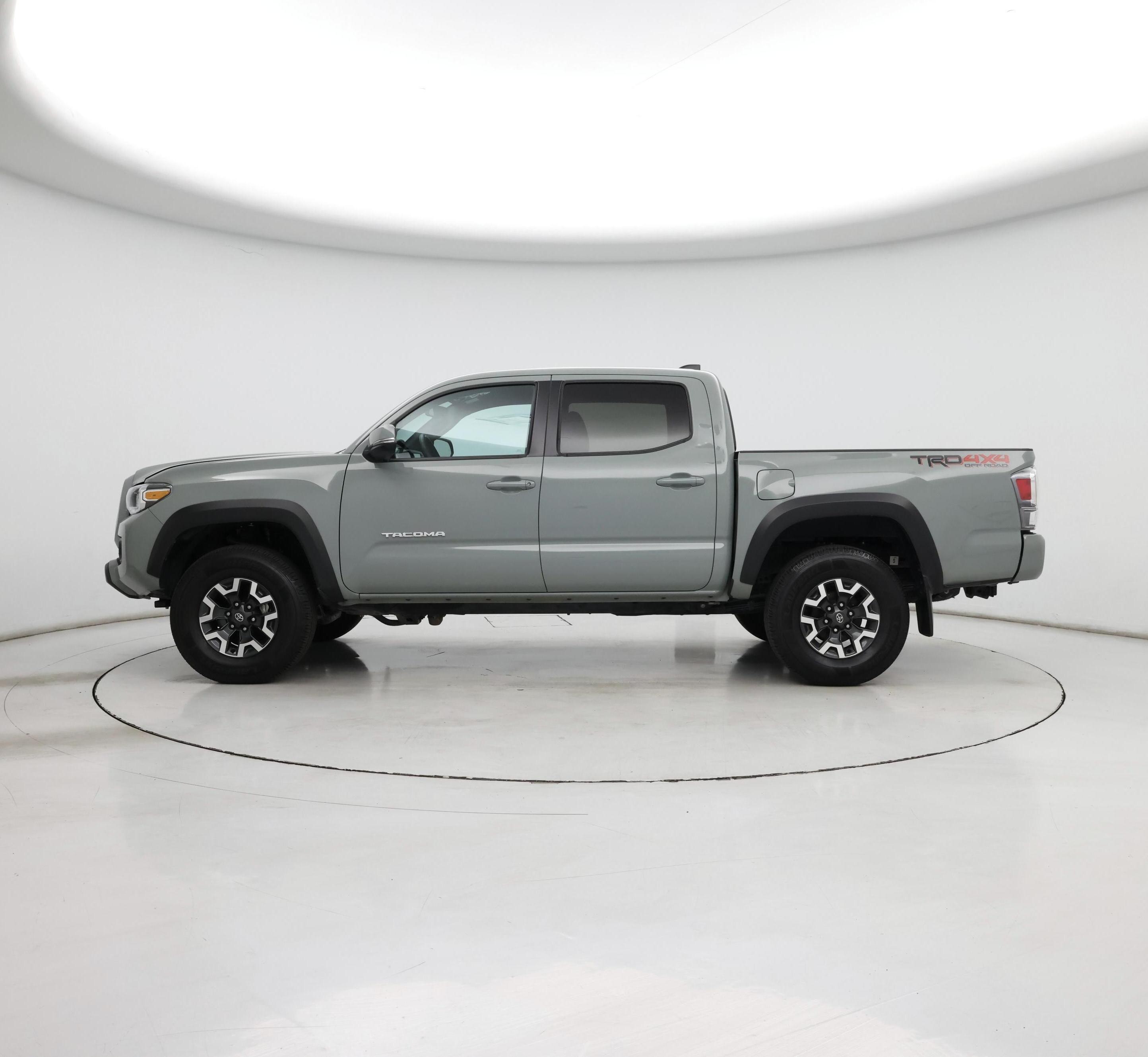 Thumbnail: 2023 Toyota Tacoma - 3