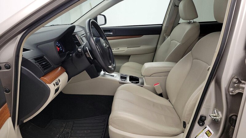 2014 Subaru Outback 2.5i Limited 11