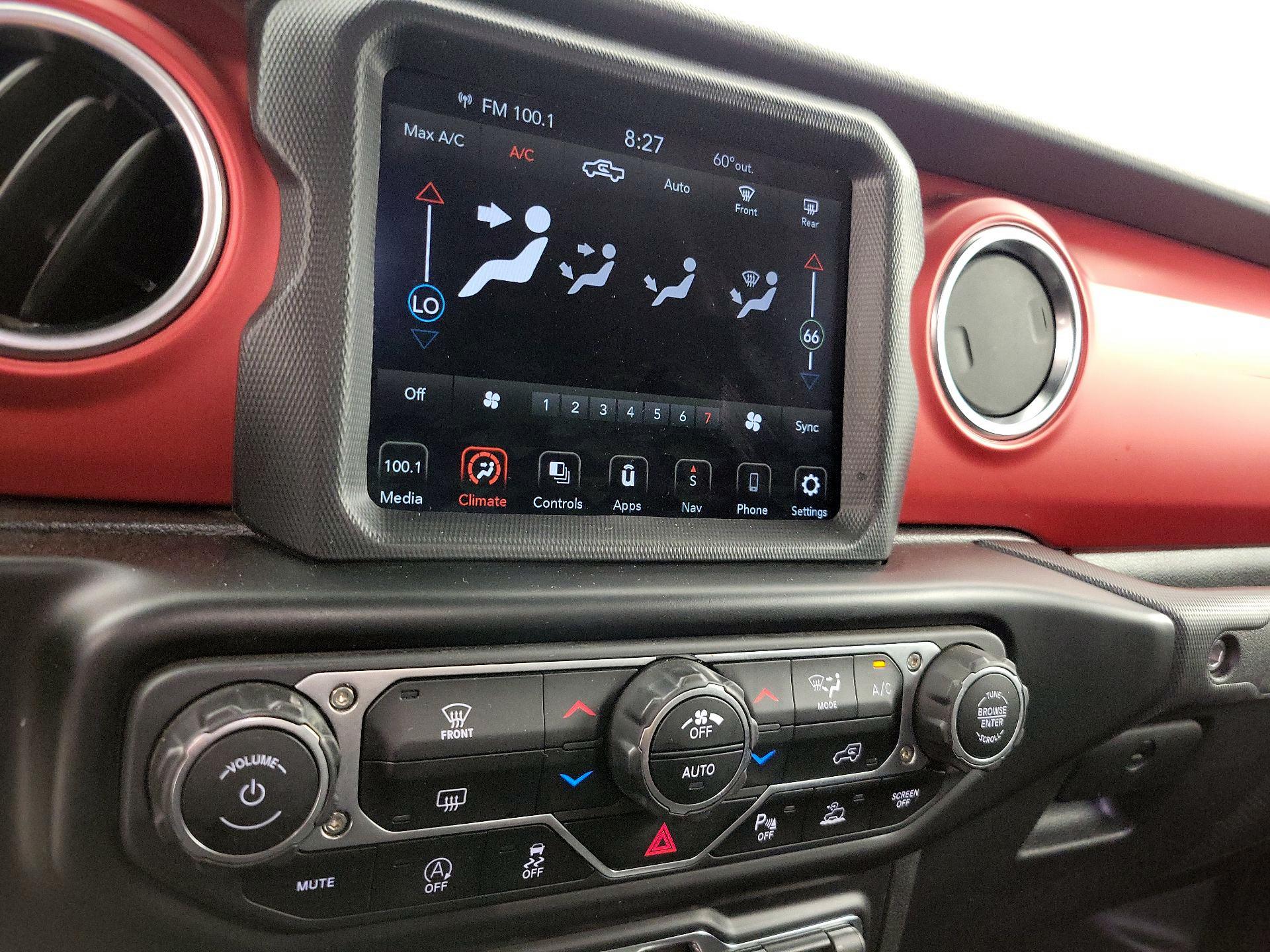 Thumbnail: 2021 Jeep Gladiator - 17