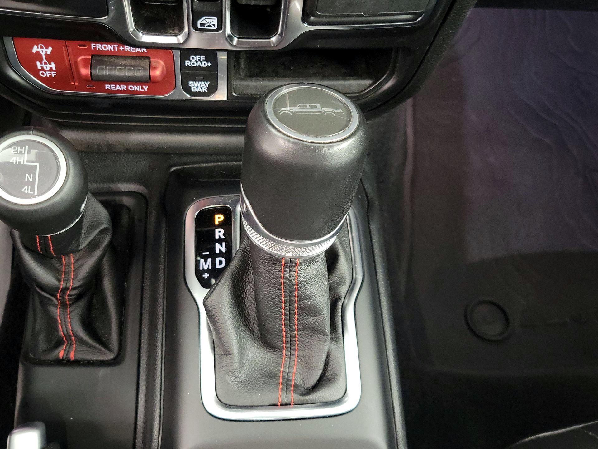 Thumbnail: 2021 Jeep Gladiator - 18