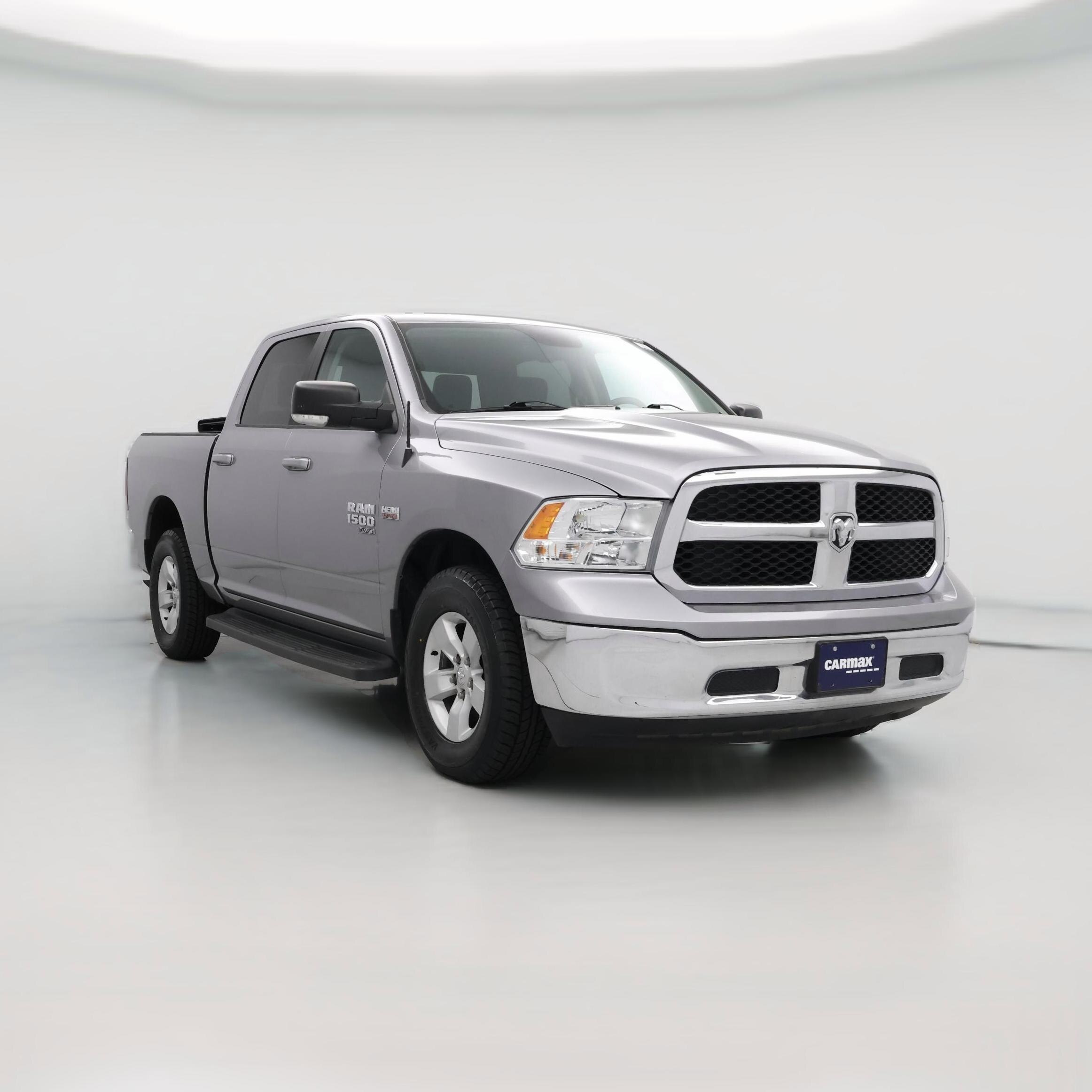 Thumbnail: 2019 RAM 1500 Classic - 1