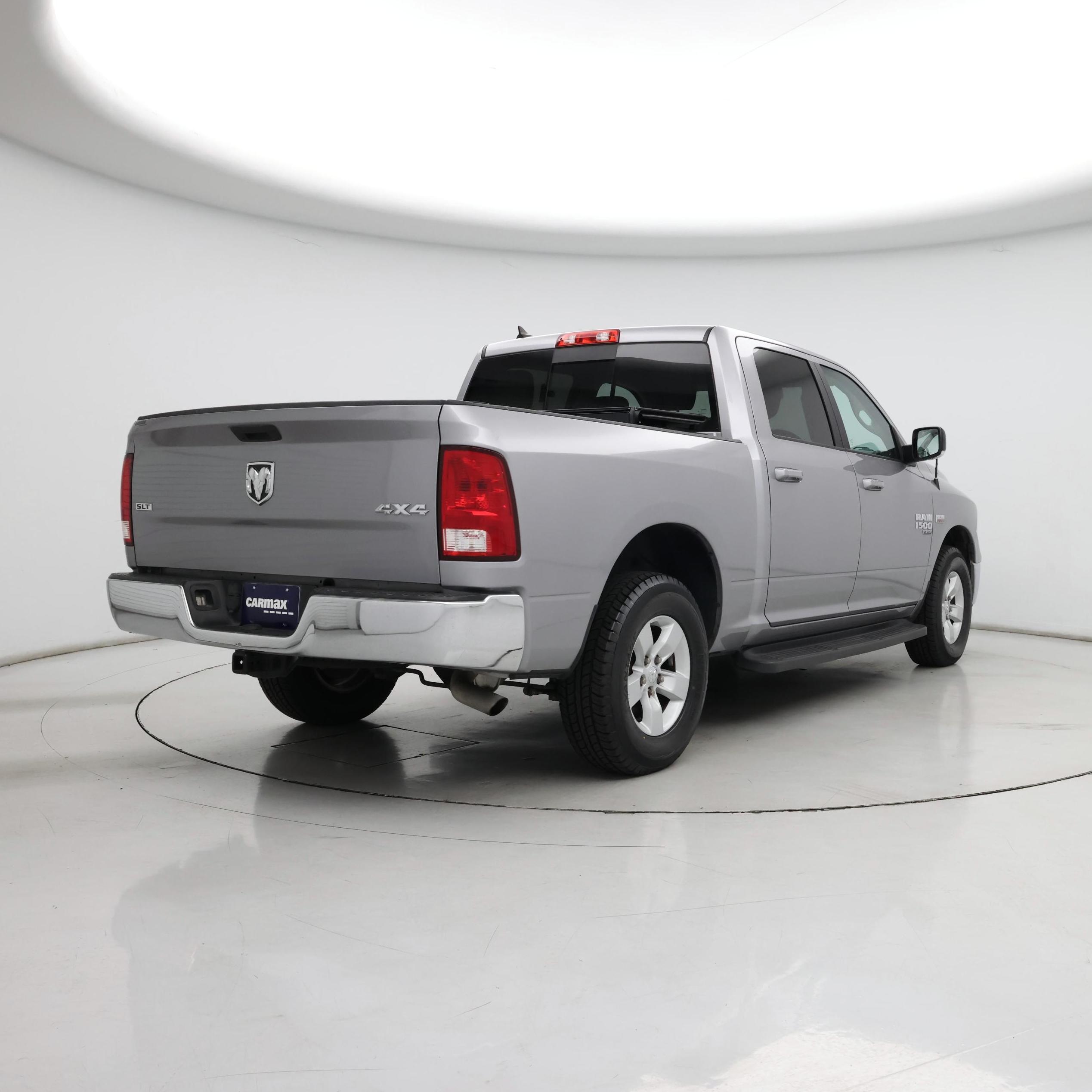 Thumbnail: 2019 RAM 1500 Classic - 8