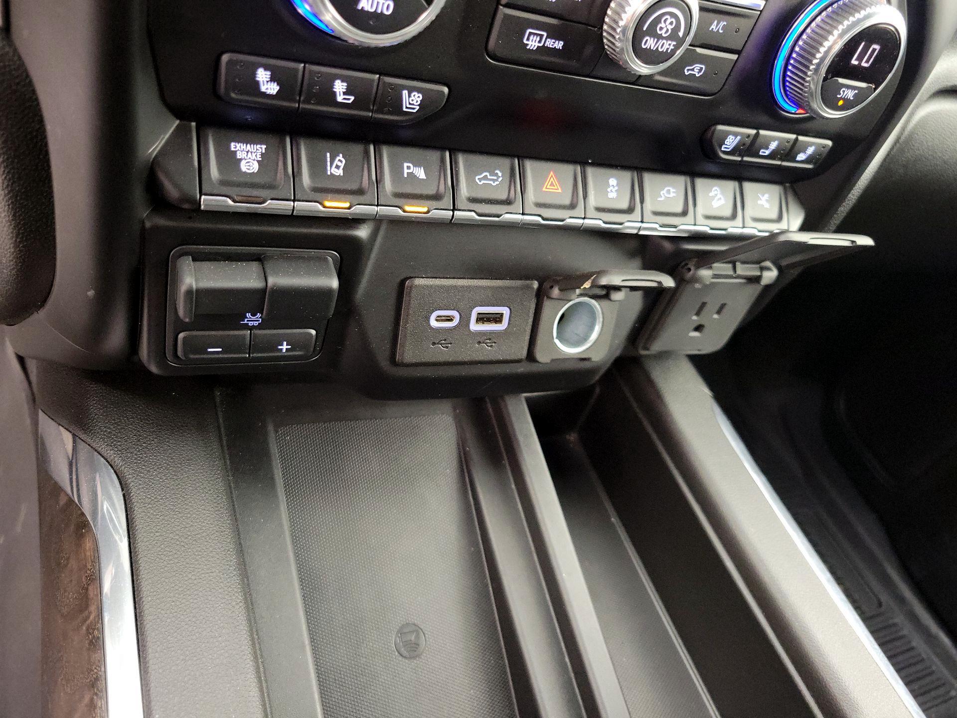 Thumbnail: 2022 GMC Sierra 2500 - 19