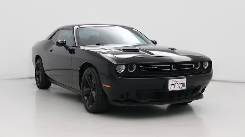 2016 Dodge Challenger SXT Hero Image