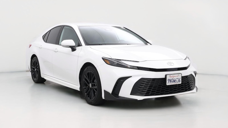 2025 Toyota Camry SE Hero Image