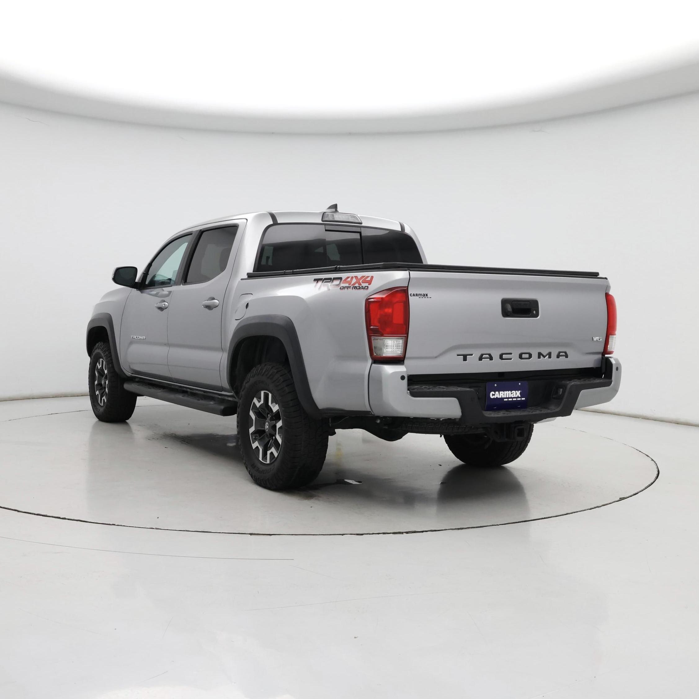 Thumbnail: 2017 Toyota Tacoma - 2