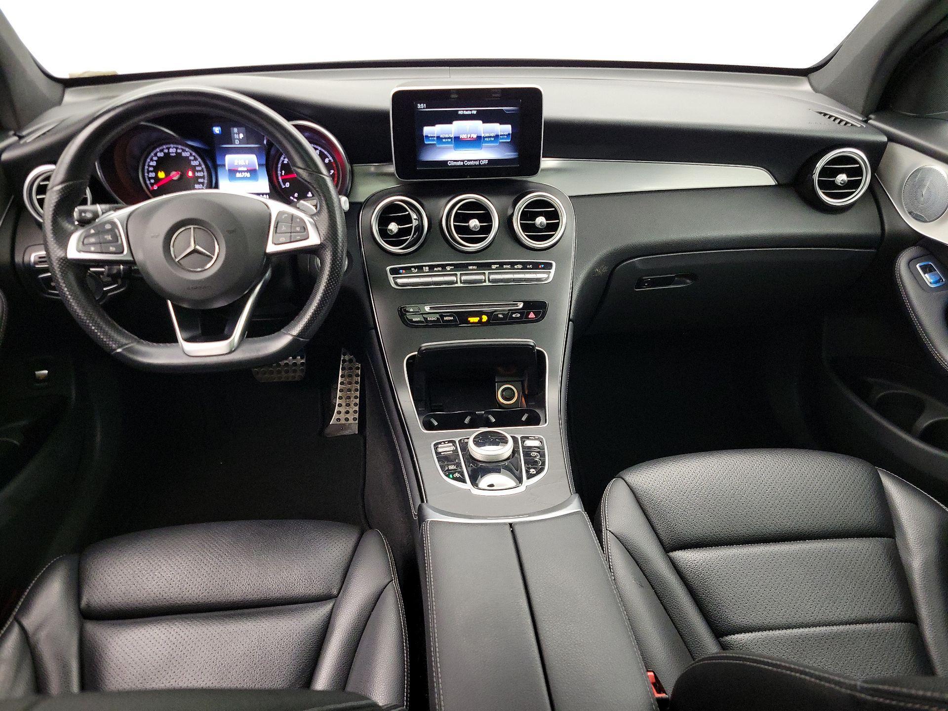 Thumbnail: 2019 Mercedes-Benz GLC - 9