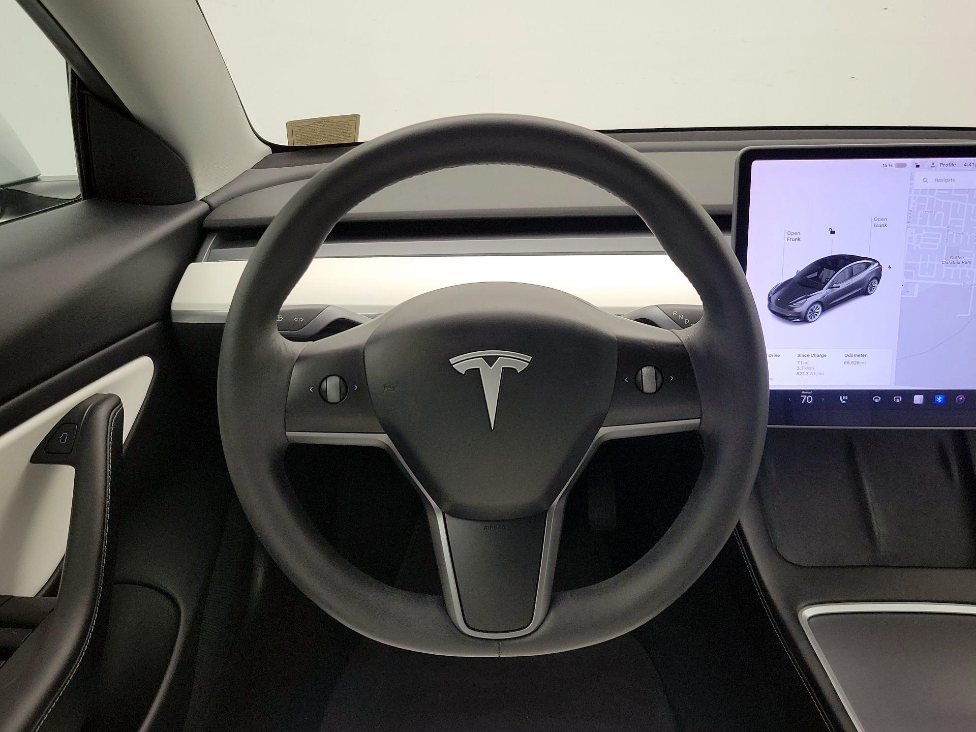 Thumbnail: 2021 Tesla Model 3 - 10