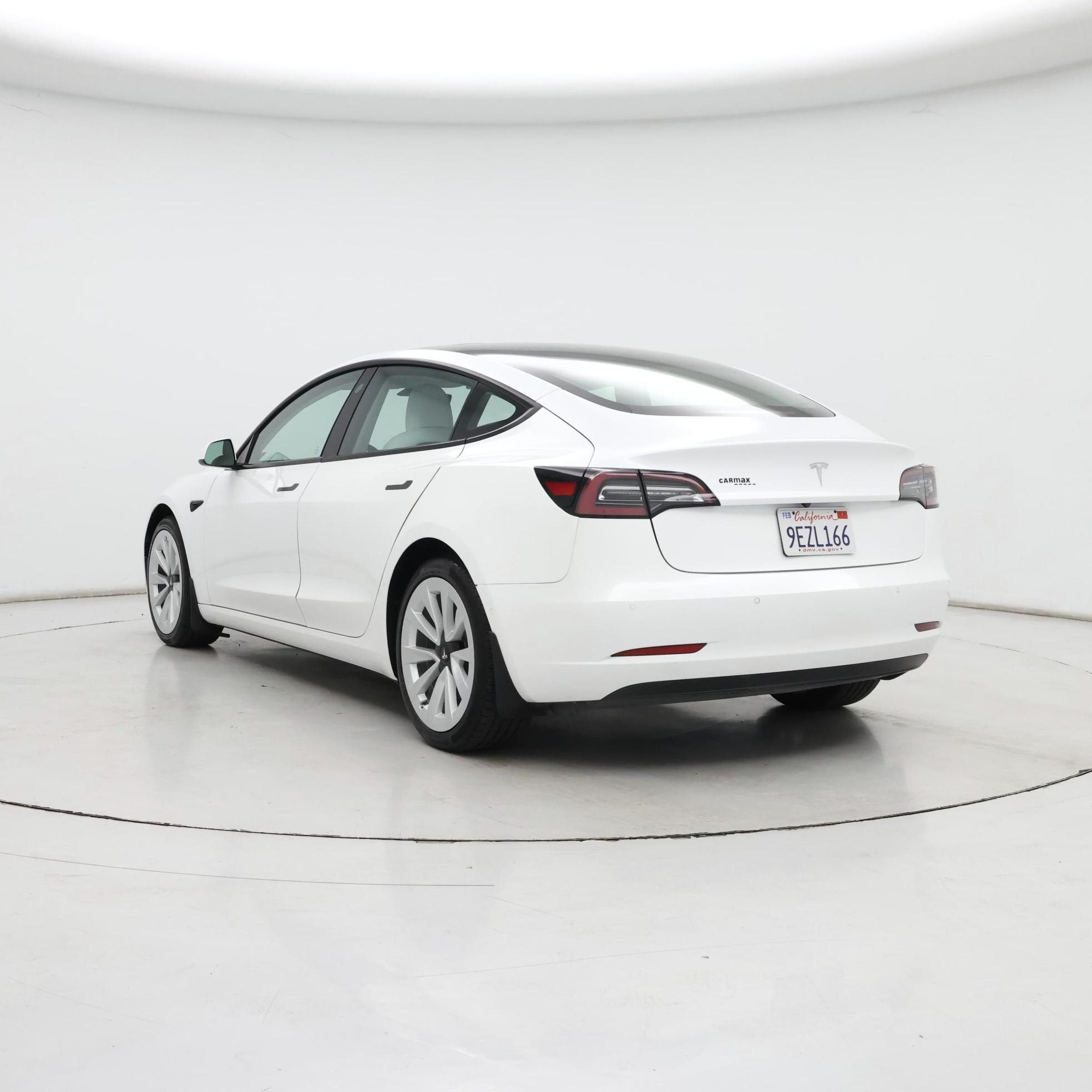 Thumbnail: 2021 Tesla Model 3 - 2