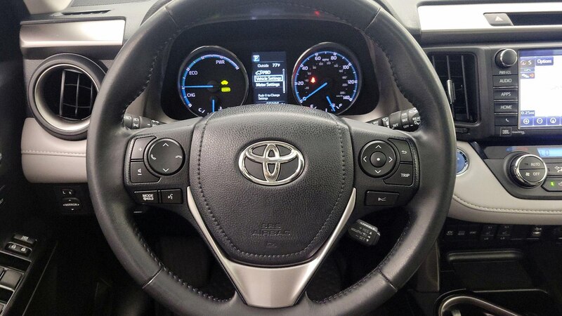2018 Toyota RAV4 Limited 10