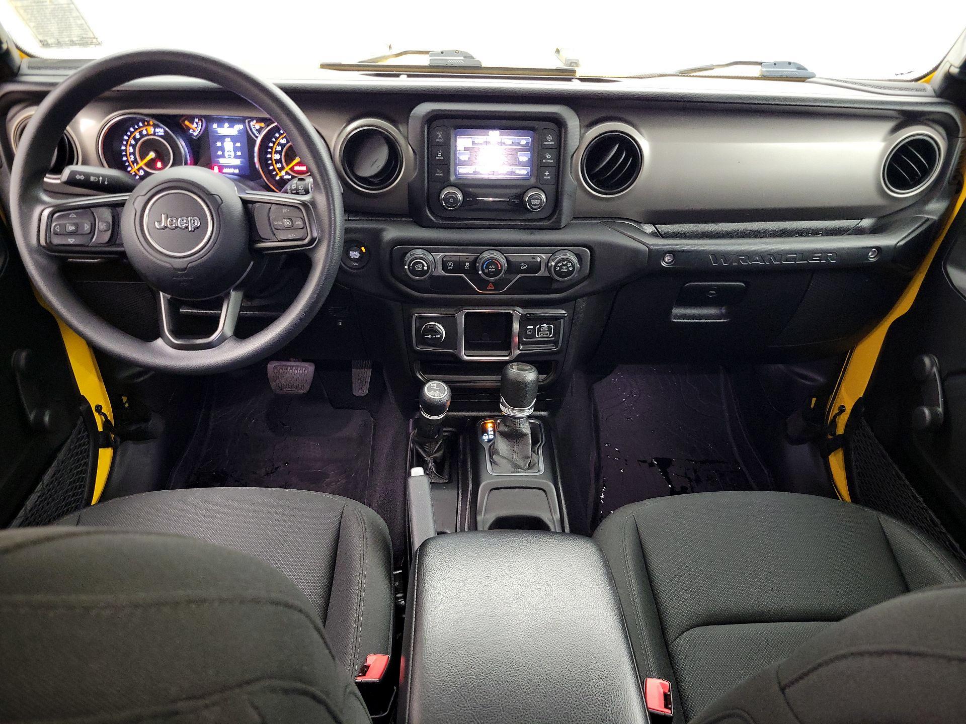 Thumbnail: 2021 Jeep Wrangler - 9