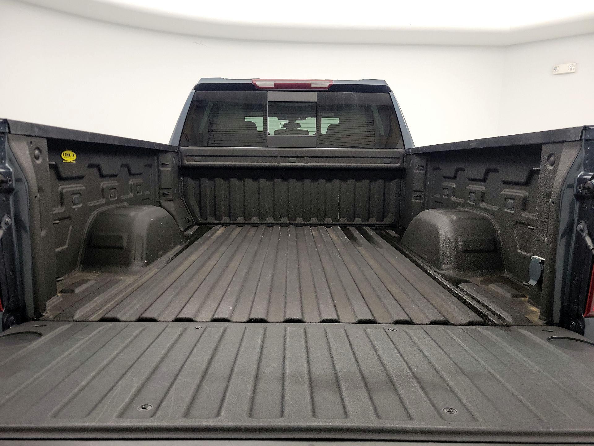 Thumbnail: 2020 Chevrolet Silverado 1500 - 20