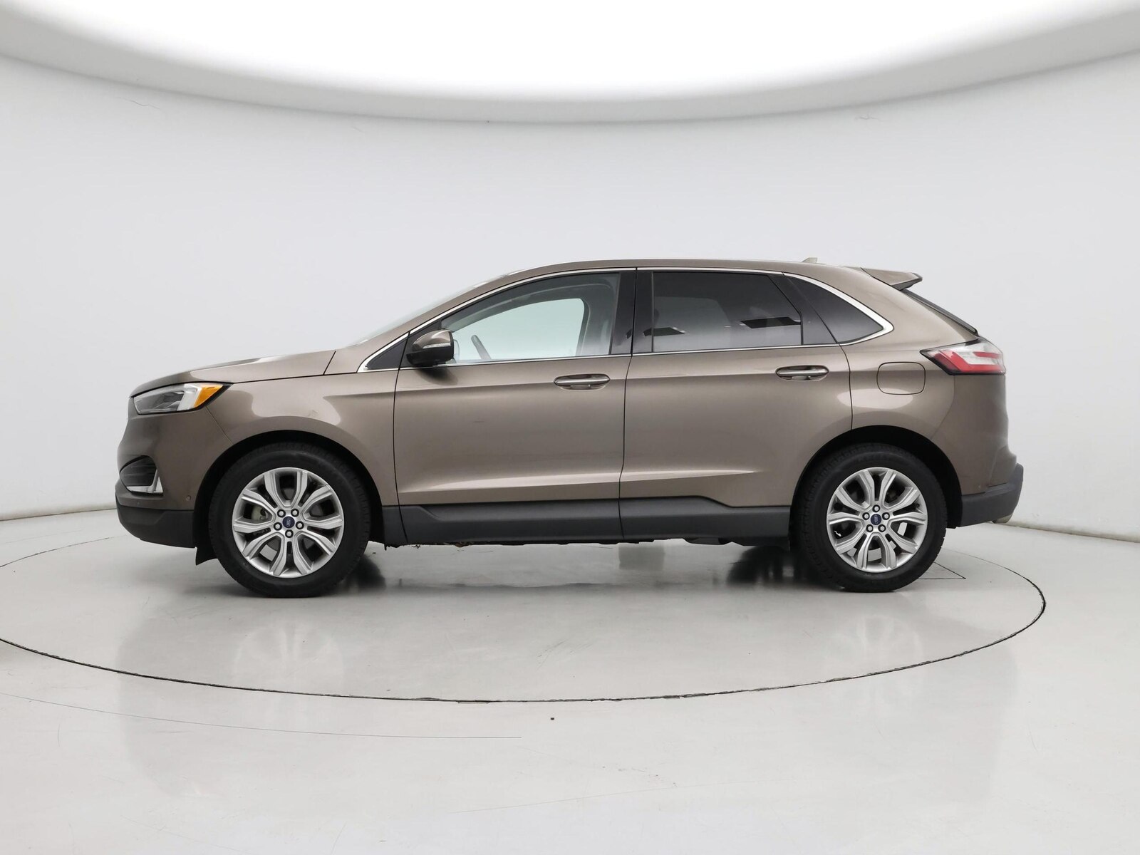 Image of 2019 Ford Edge Titanium