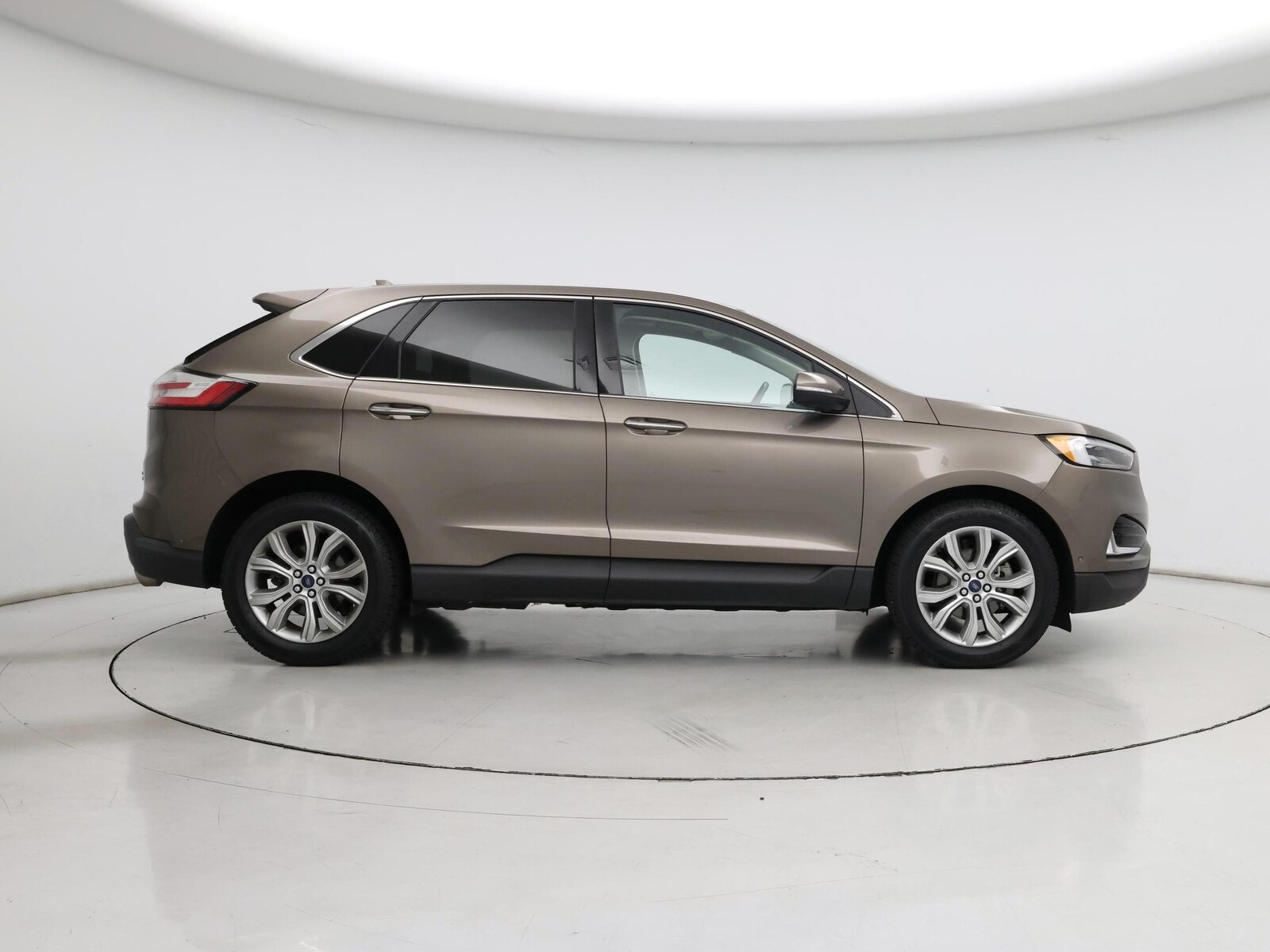 Image of 2019 Ford Edge Titanium
