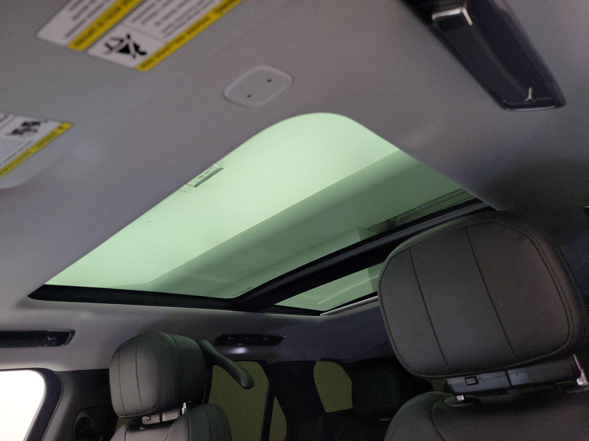 Thumbnail: 2023 Land Rover Range Rover Sport - 20