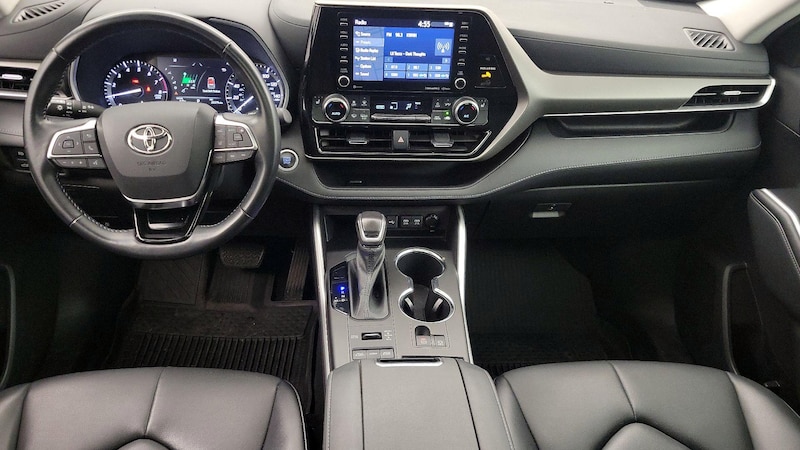 2021 Toyota Highlander XLE 9