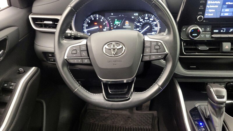 2021 Toyota Highlander XLE 10