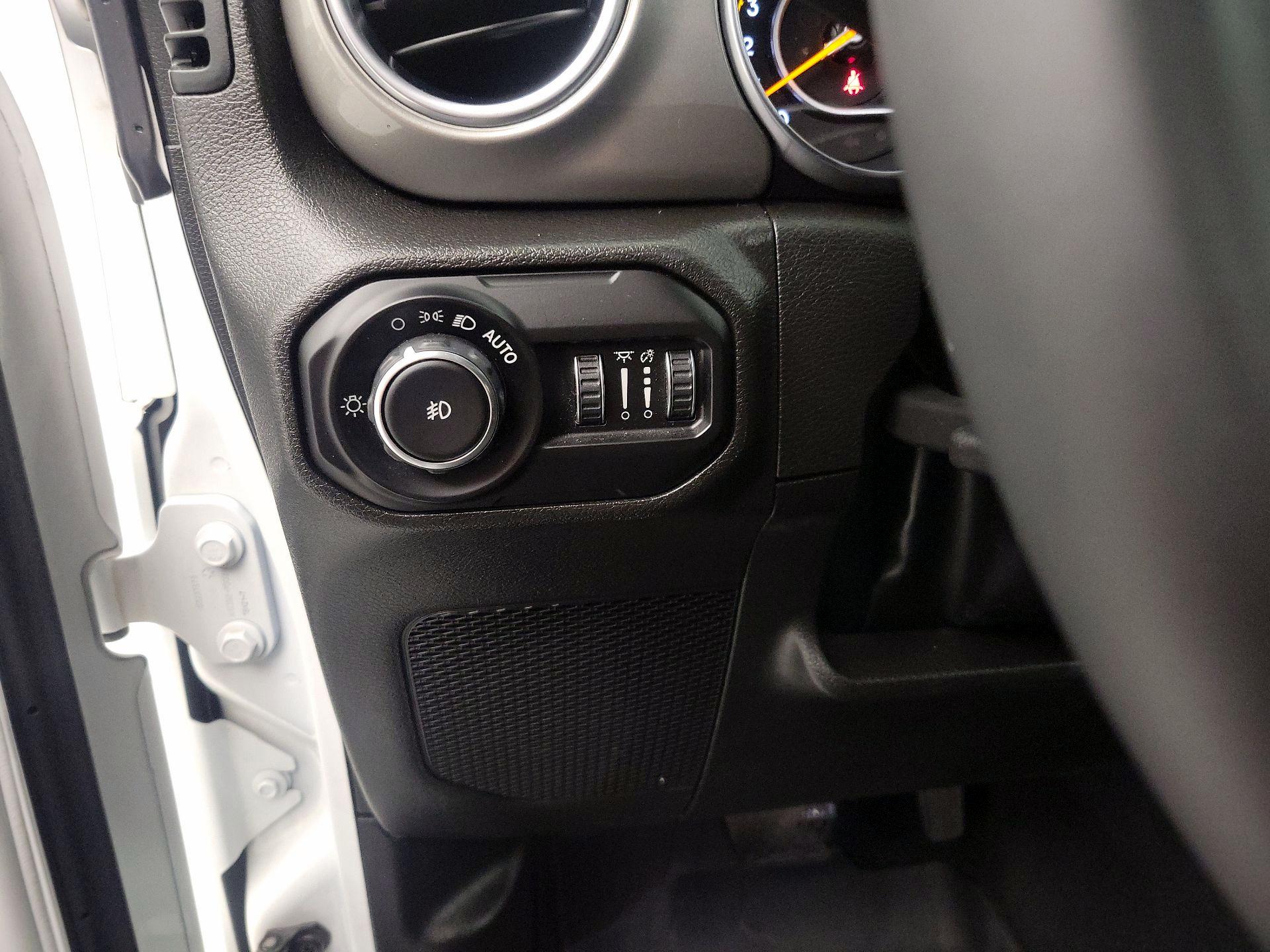 Thumbnail: 2022 Jeep Wrangler - 13