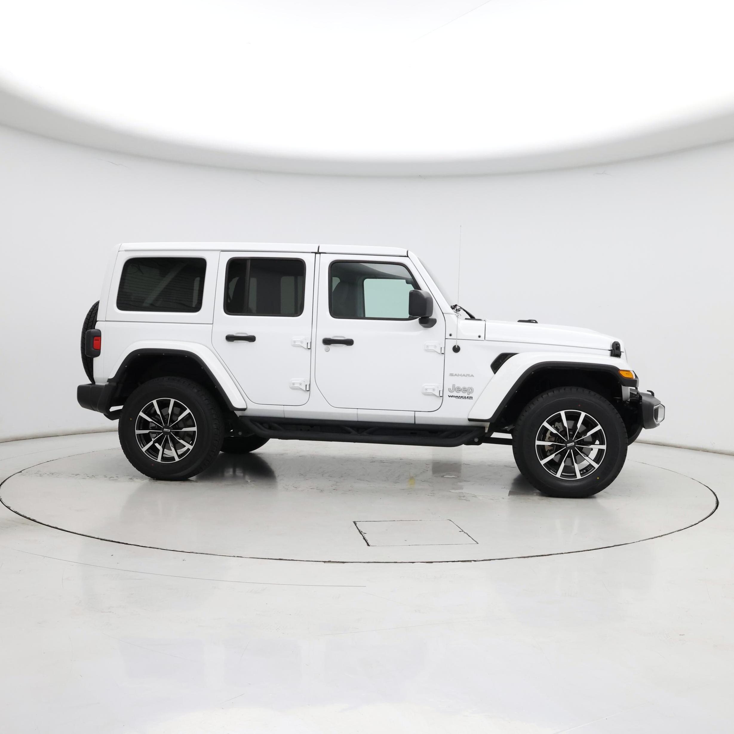 Thumbnail: 2022 Jeep Wrangler - 7