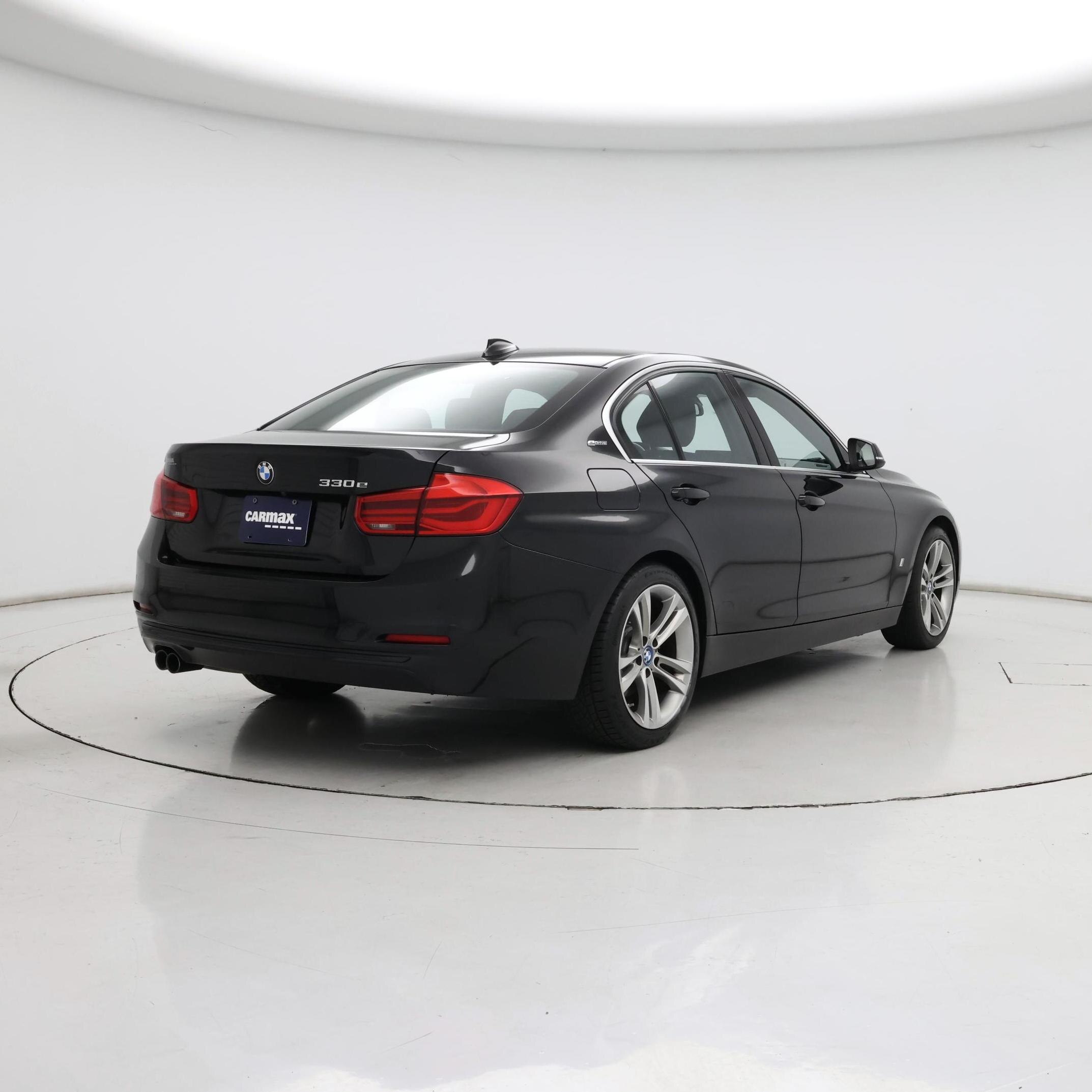 Thumbnail: 2017 BMW 3 Series - 8