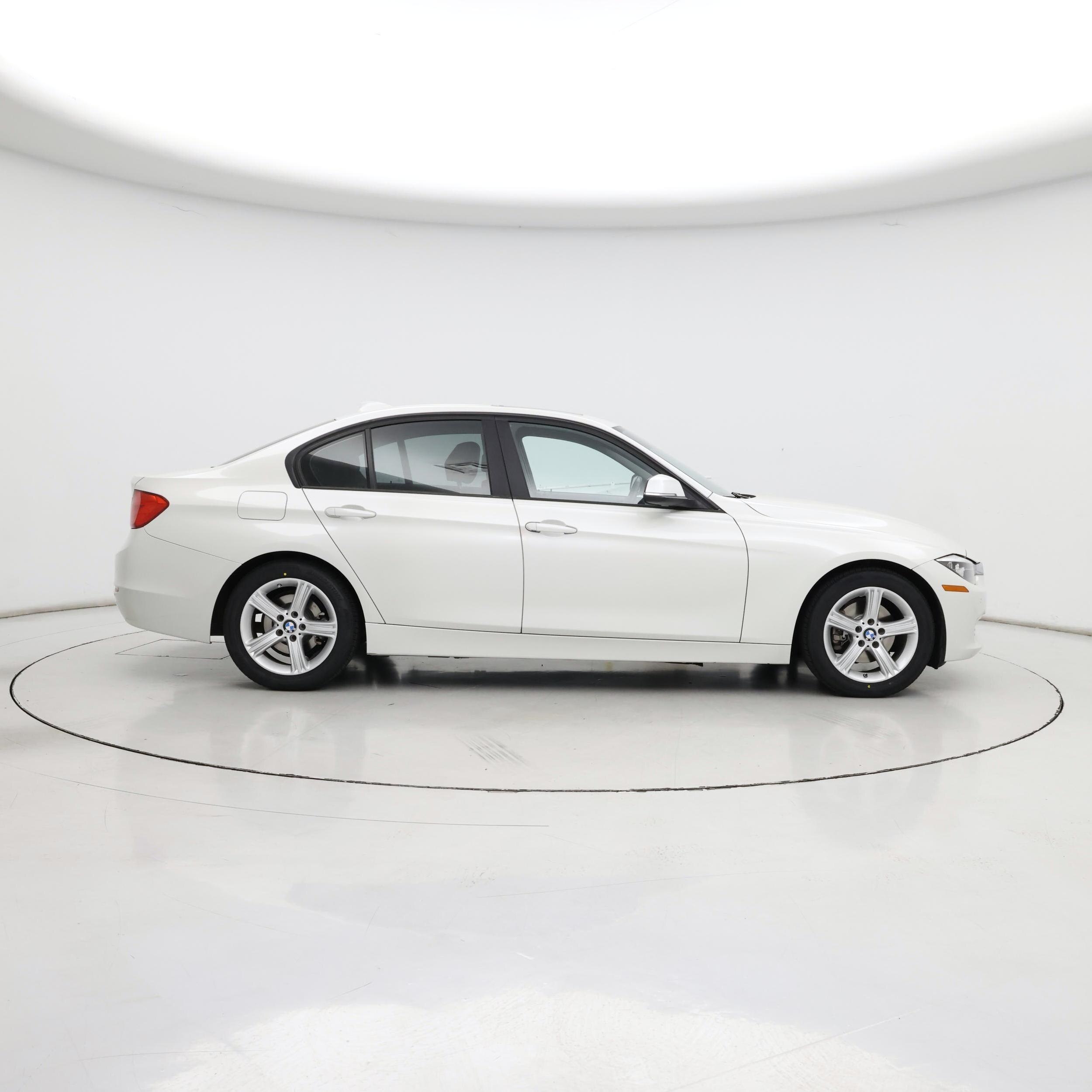 Thumbnail: 2015 BMW 3 Series - 7