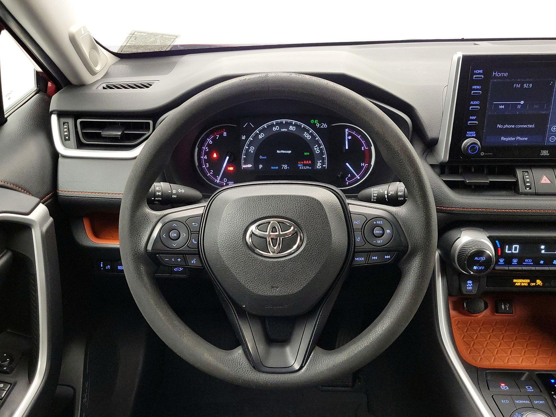 Thumbnail: 2019 Toyota RAV4 - 10