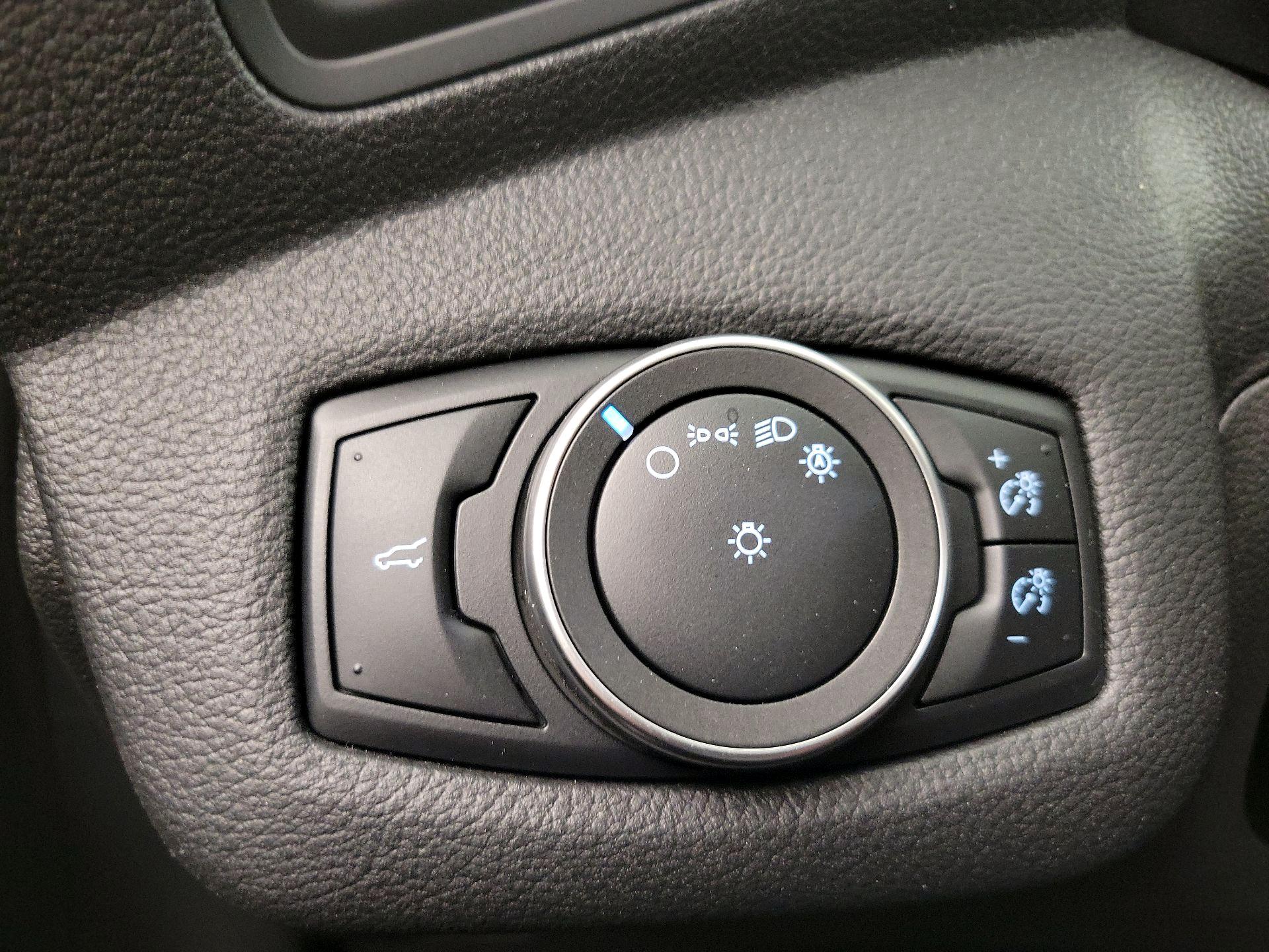 Thumbnail: 2019 Ford Escape - 13