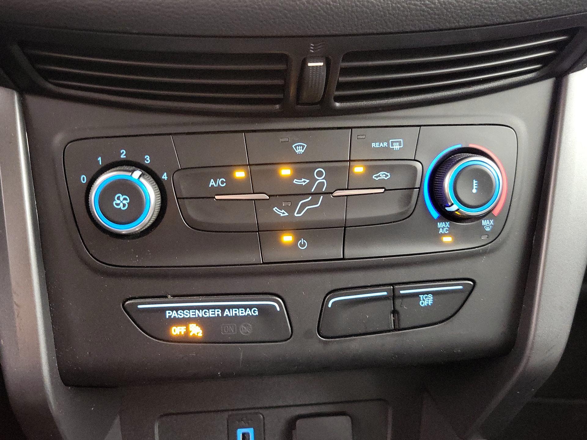 Thumbnail: 2019 Ford Escape - 16