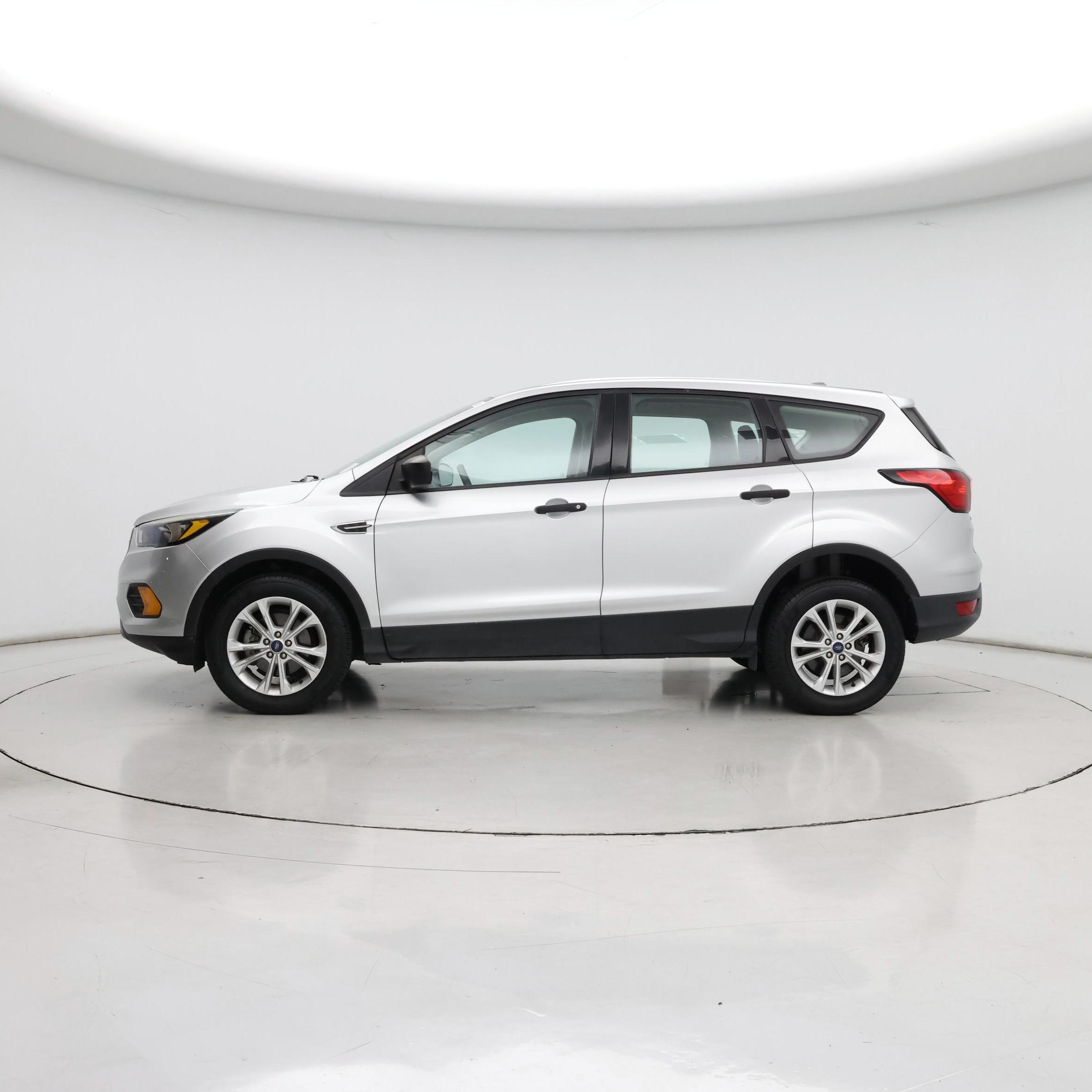 Thumbnail: 2019 Ford Escape - 3