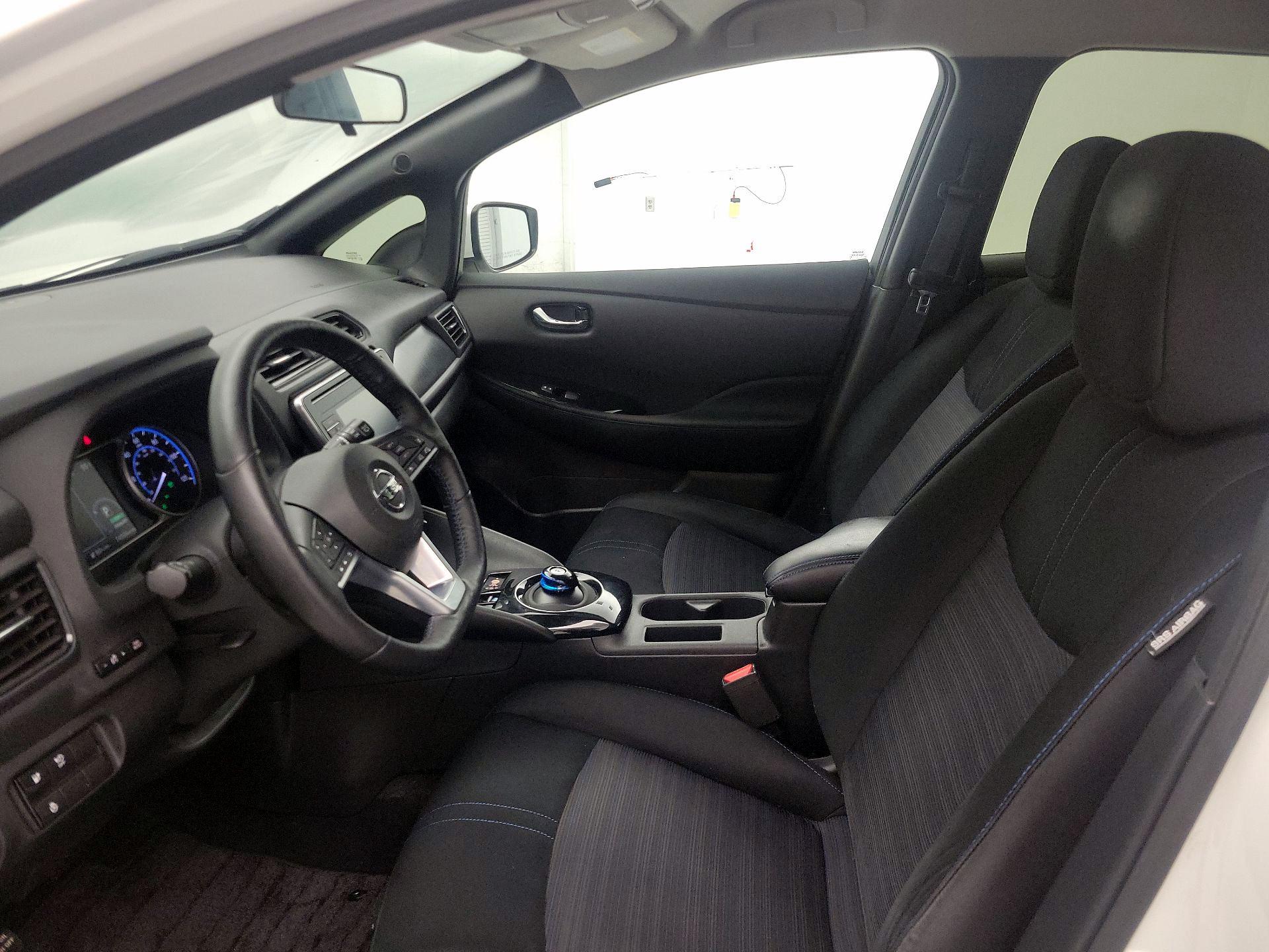 Thumbnail: 2019 Nissan Leaf - 11