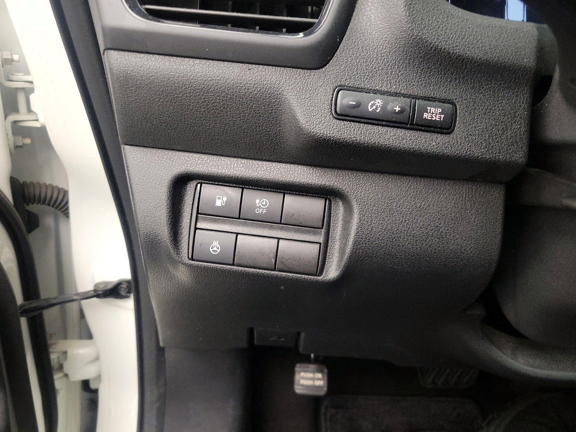 Thumbnail: 2019 Nissan Leaf - 13