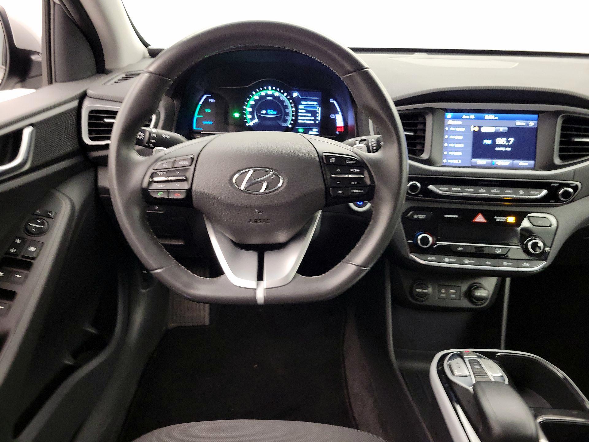 Thumbnail: 2019 Hyundai Ioniq - 10