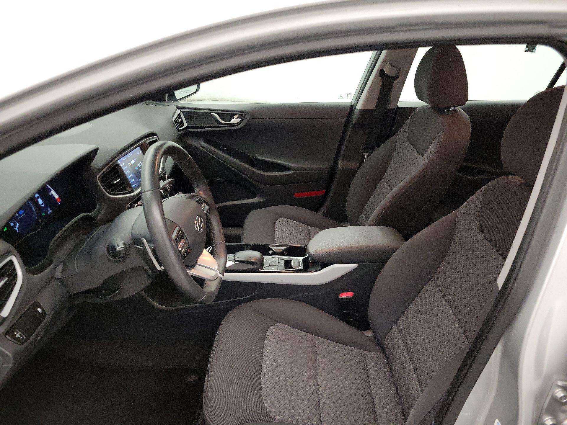Thumbnail: 2019 Hyundai Ioniq - 11