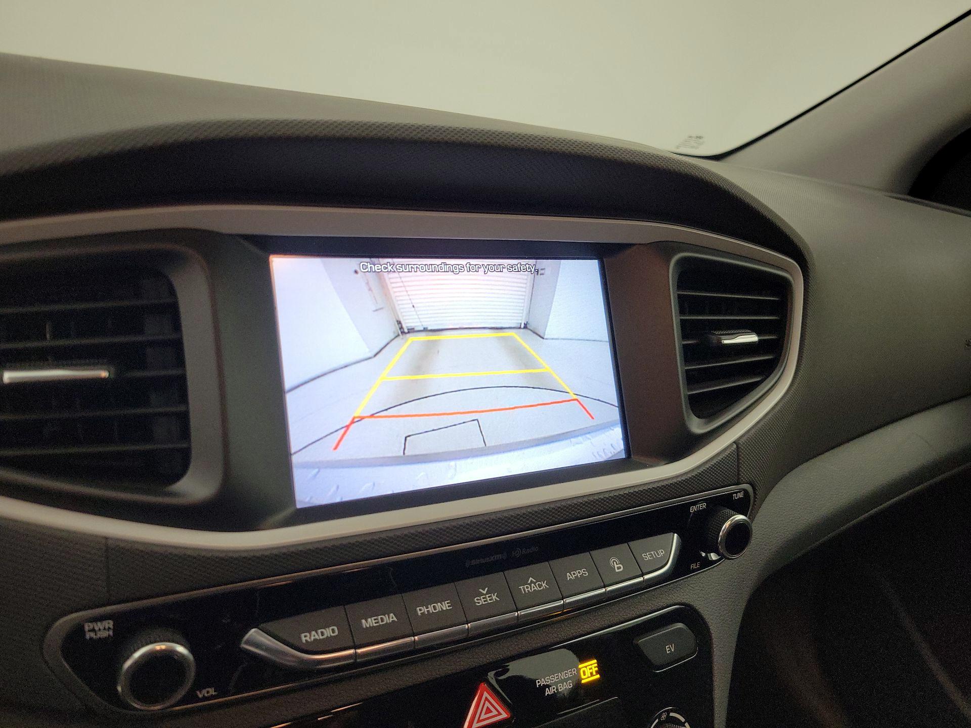 Thumbnail: 2019 Hyundai Ioniq - 14