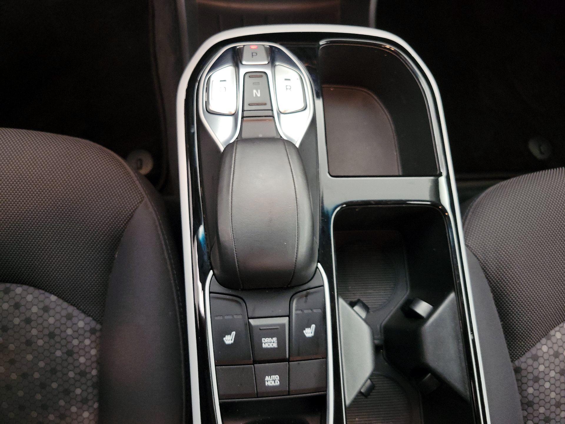 Thumbnail: 2019 Hyundai Ioniq - 17