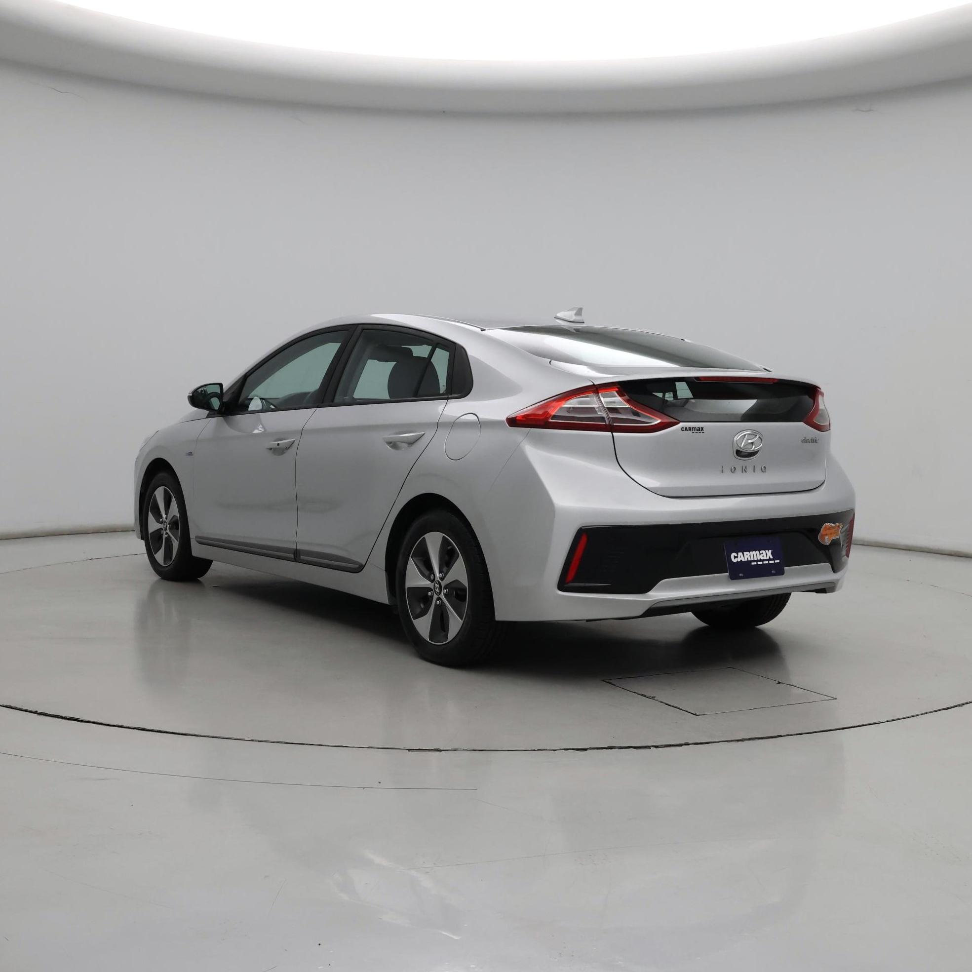 Thumbnail: 2019 Hyundai Ioniq - 2