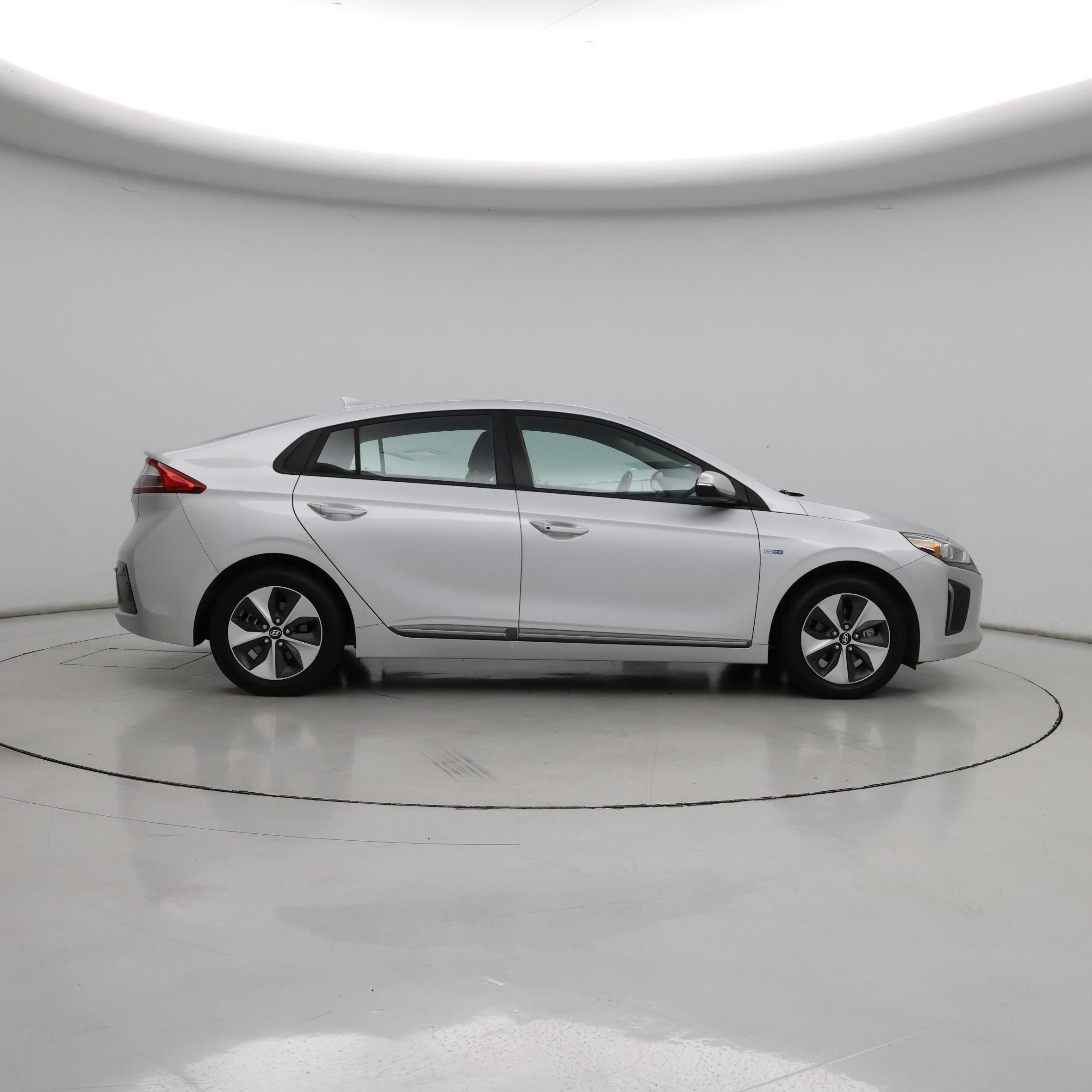 Thumbnail: 2019 Hyundai Ioniq - 7