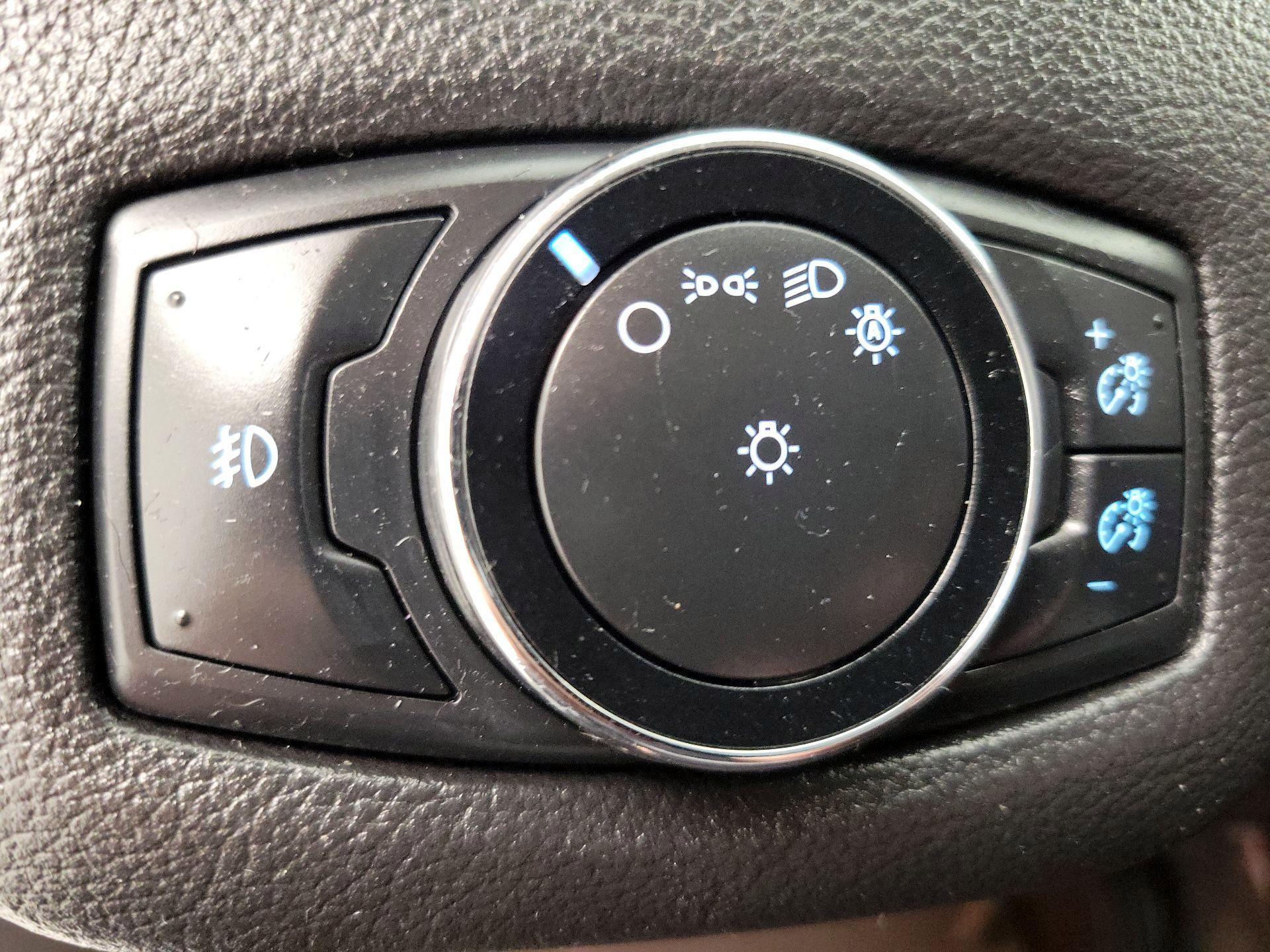 Thumbnail: 2014 Ford Escape - 13