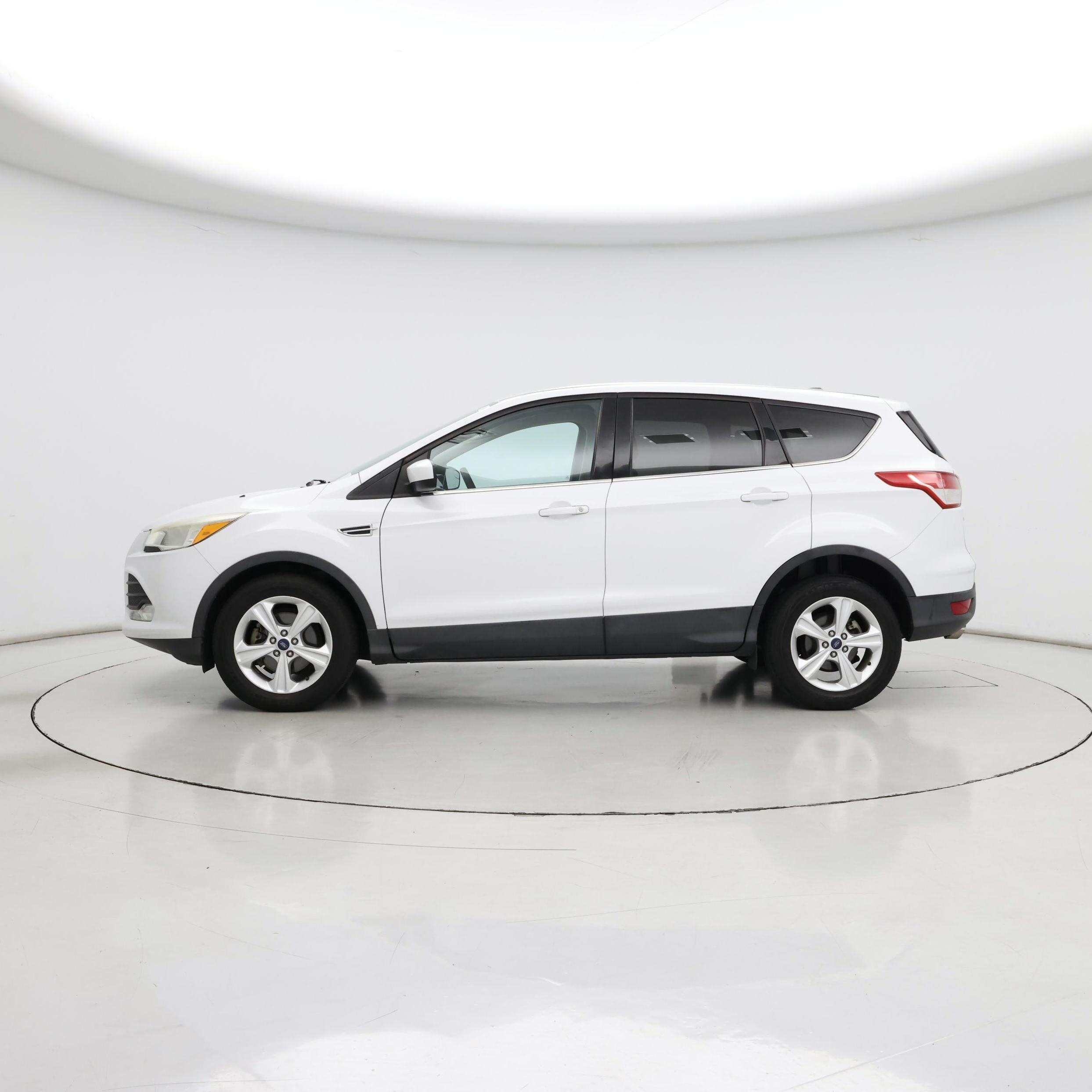 Thumbnail: 2014 Ford Escape - 3