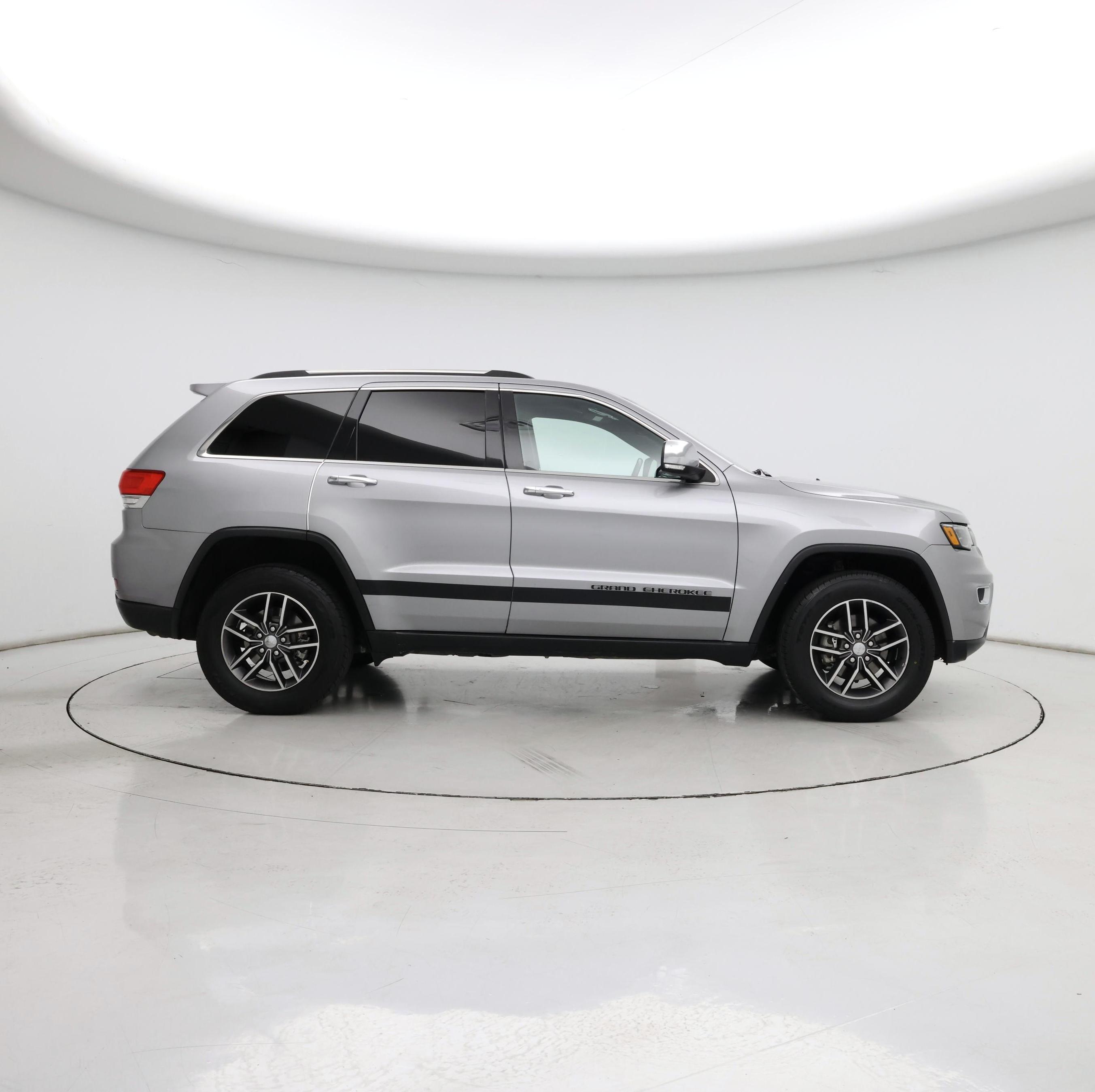 Thumbnail: 2017 Jeep Grand Cherokee - 7
