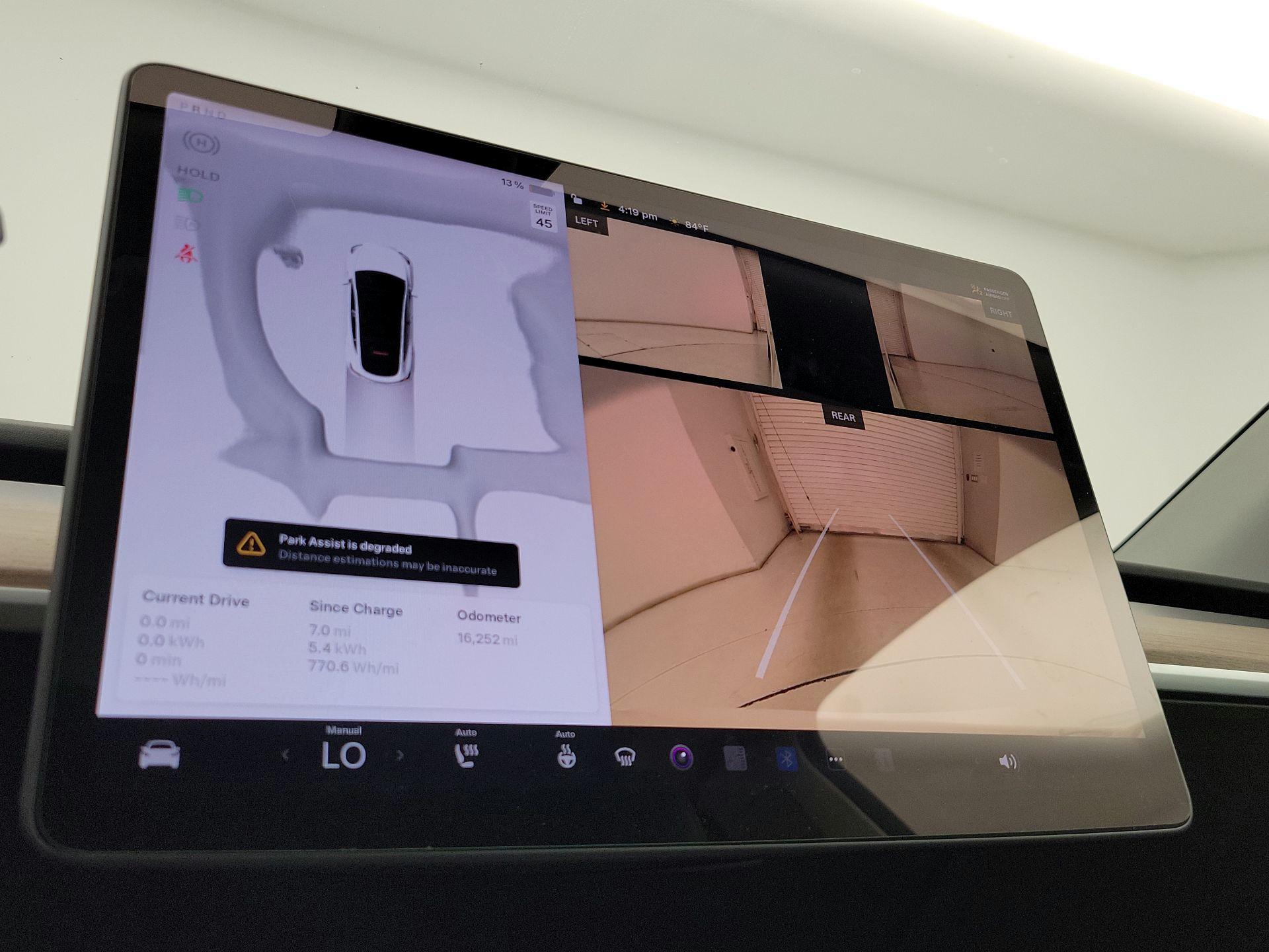 Thumbnail: 2023 Tesla Model Y - 15