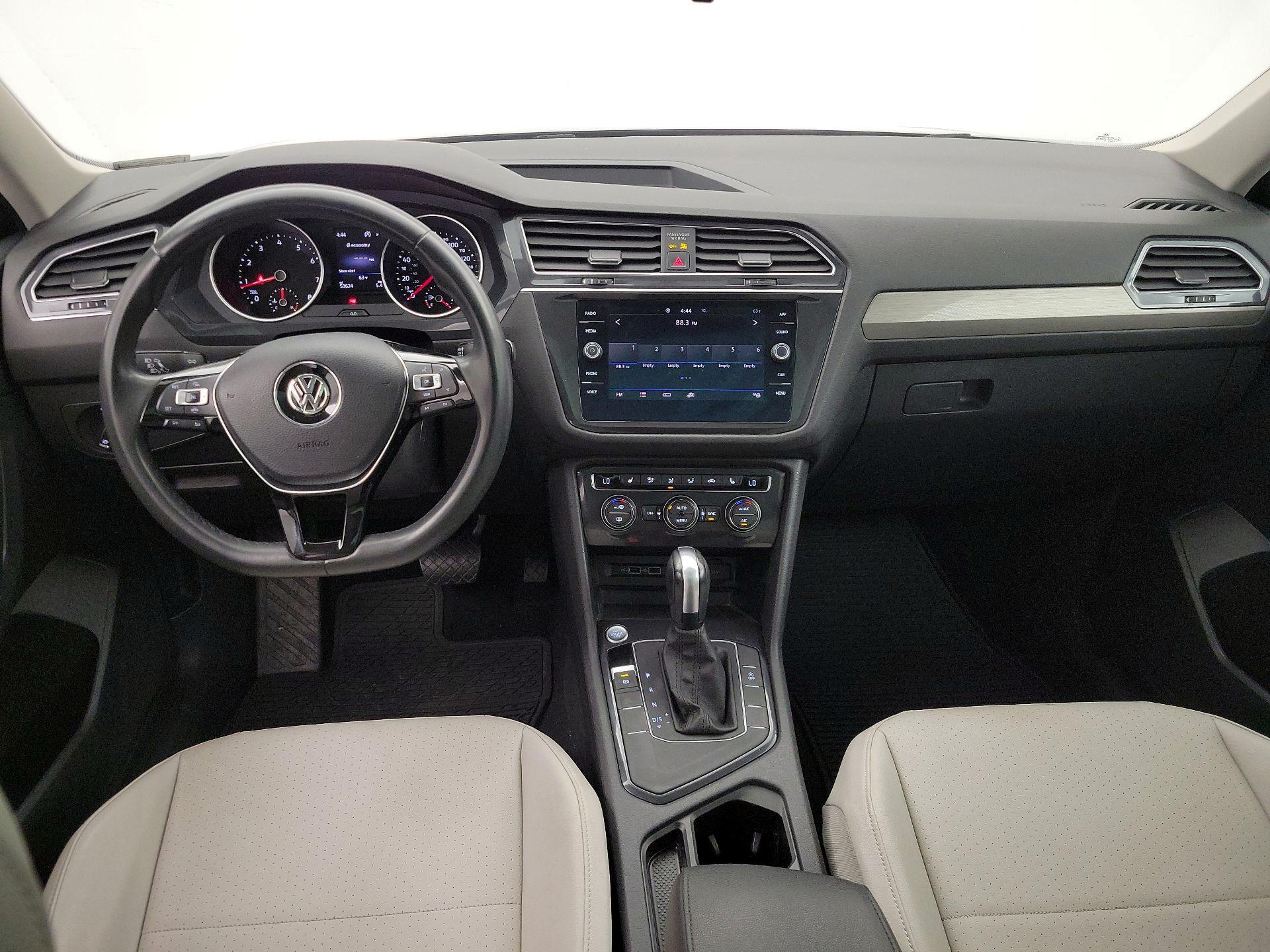 Thumbnail: 2020 Volkswagen Tiguan - 9